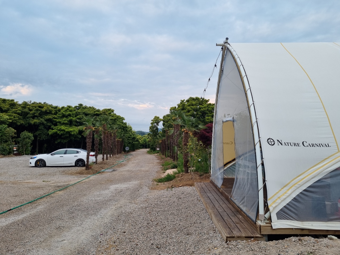 땡땡이글램핑 이미지