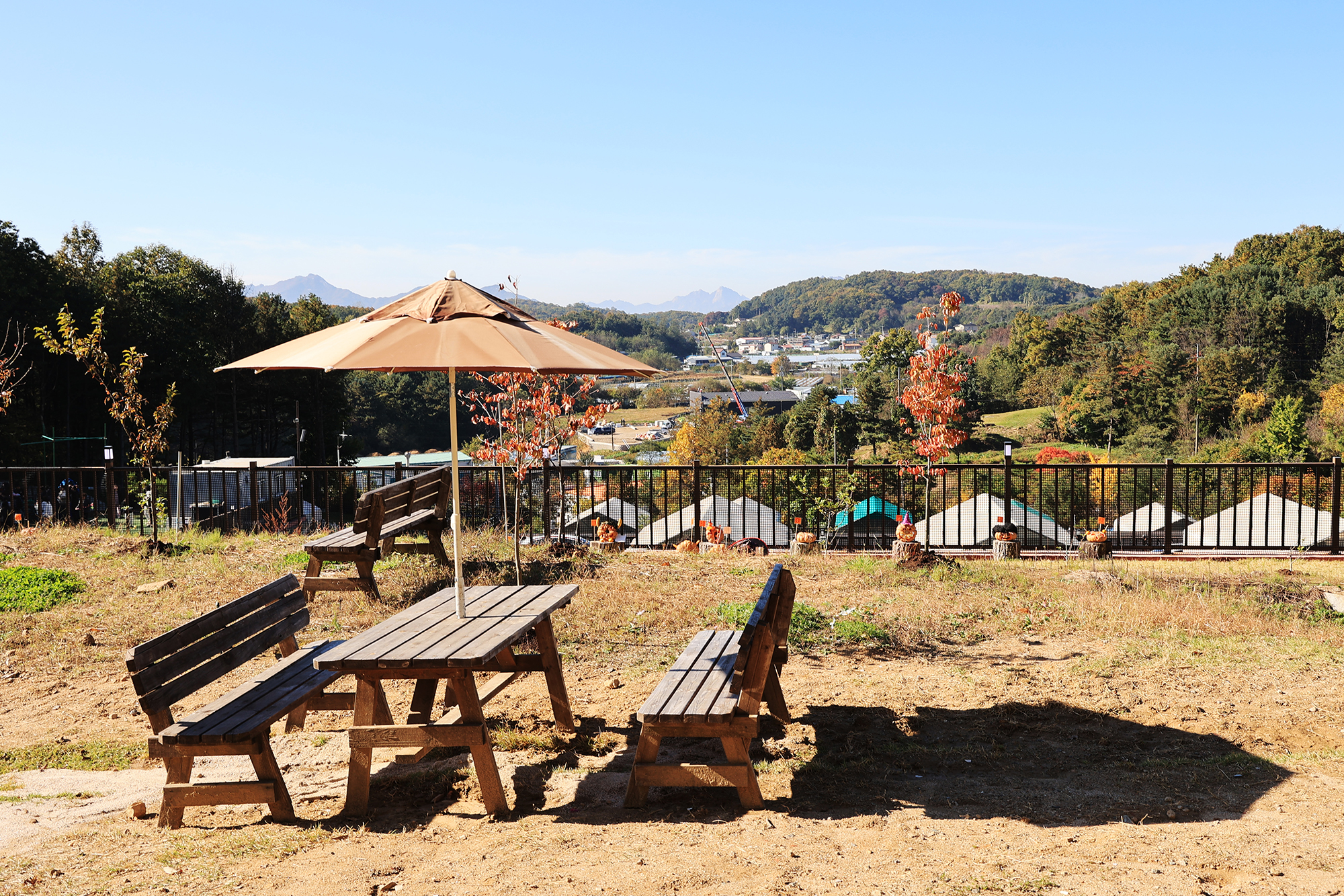 트멍 캠핑장 이미지