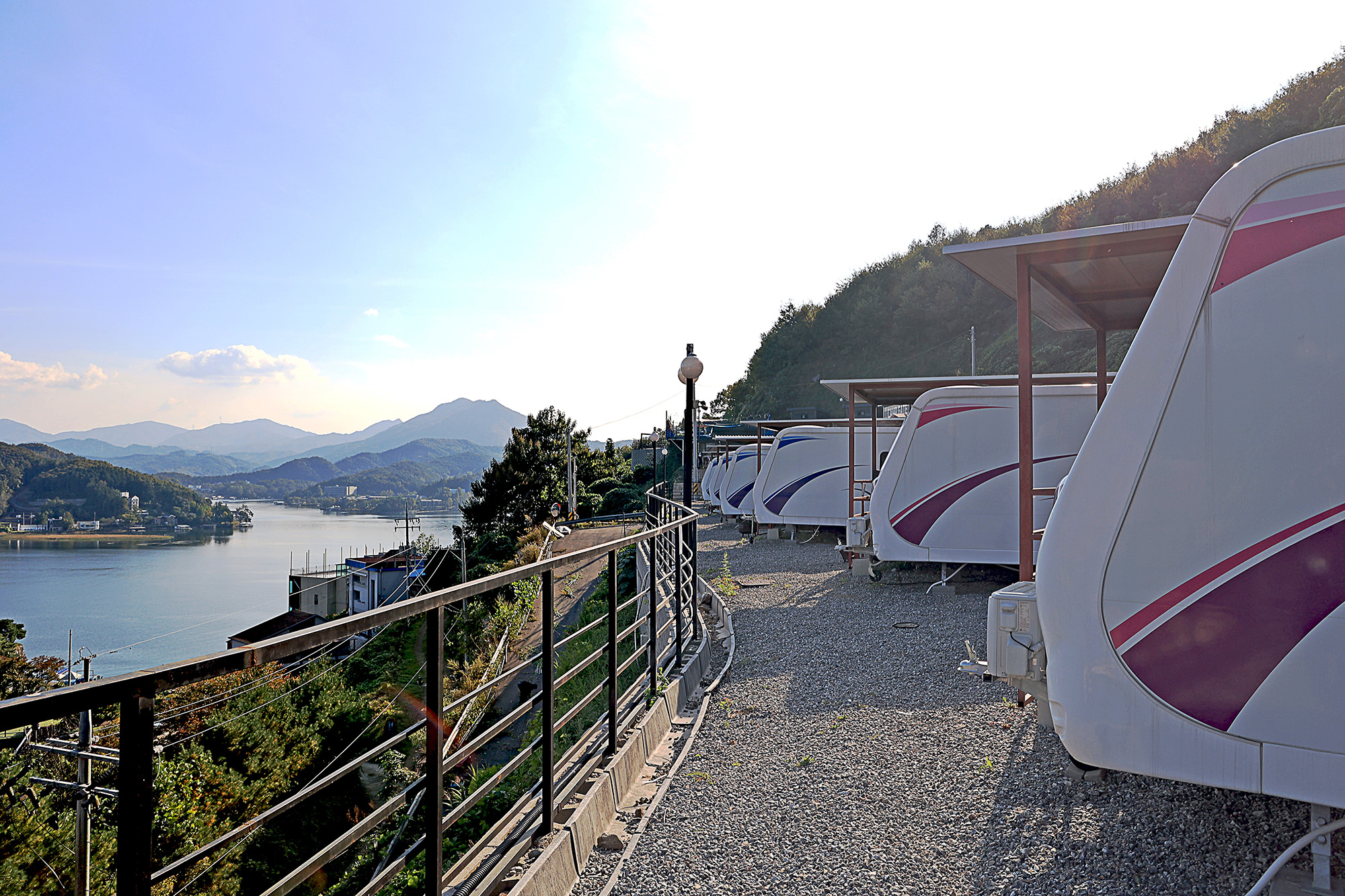 캠프게이트 청평 카라반&캠핑 이미지