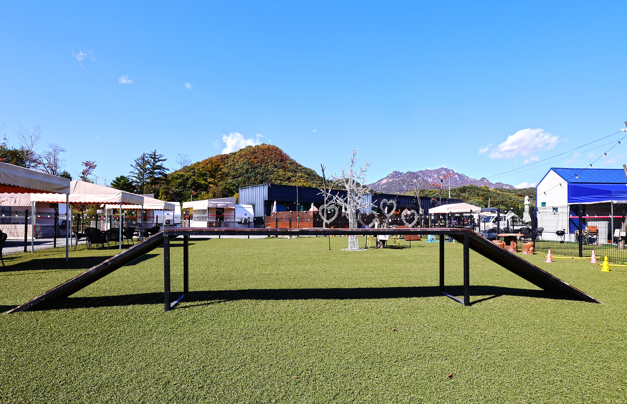 도그랜드 캠핑장 이미지