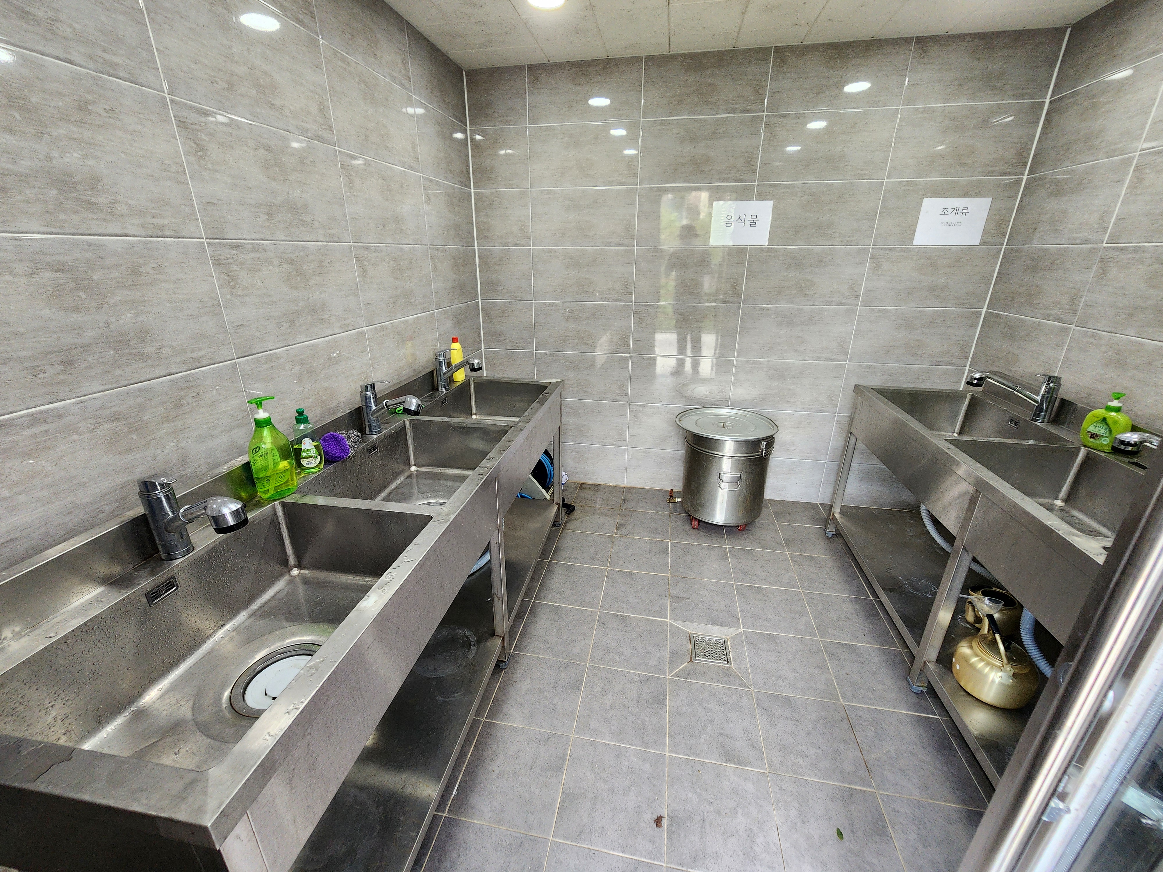 잣숲캠핑장 이미지