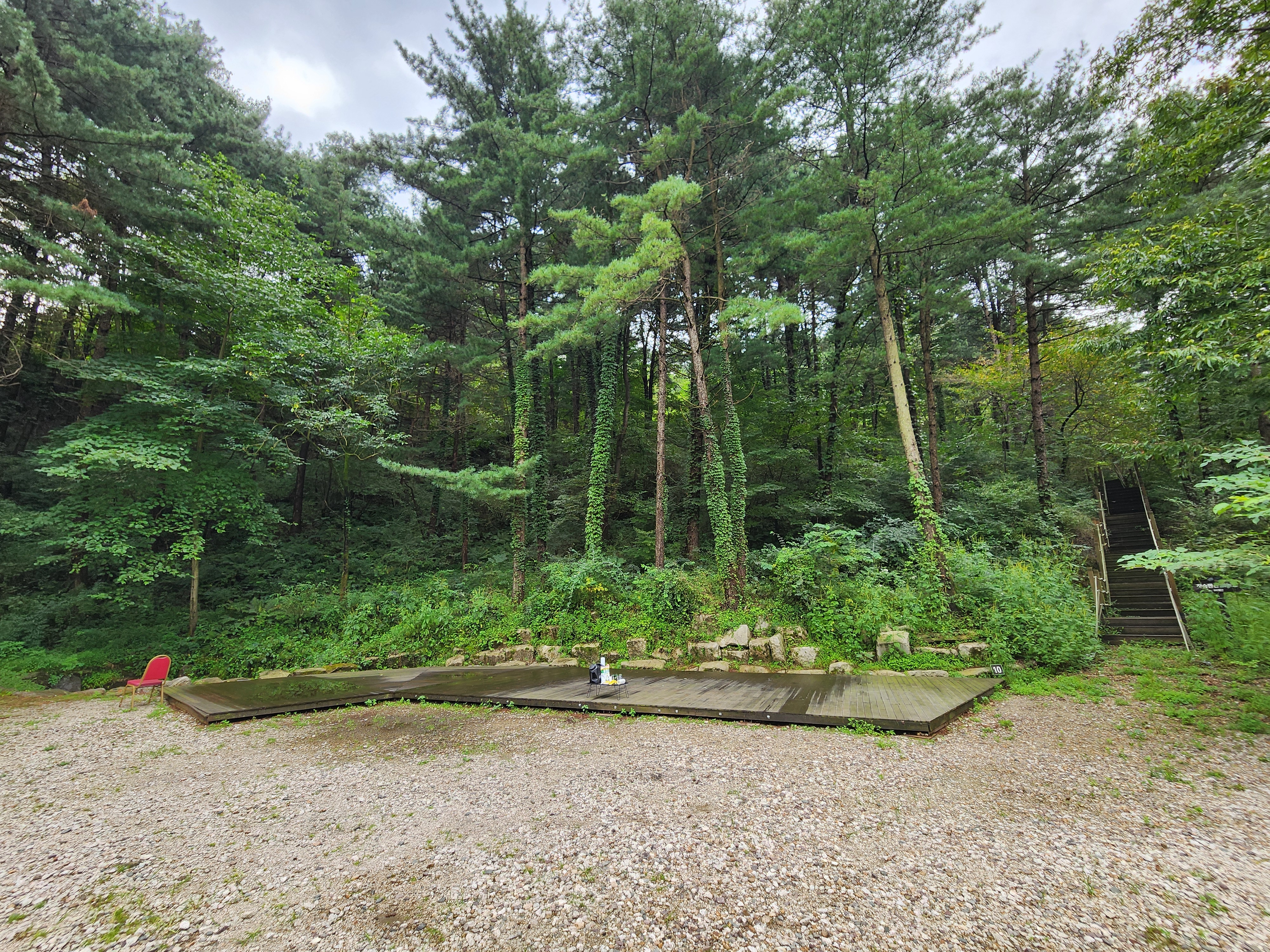 잣숲캠핑장 이미지