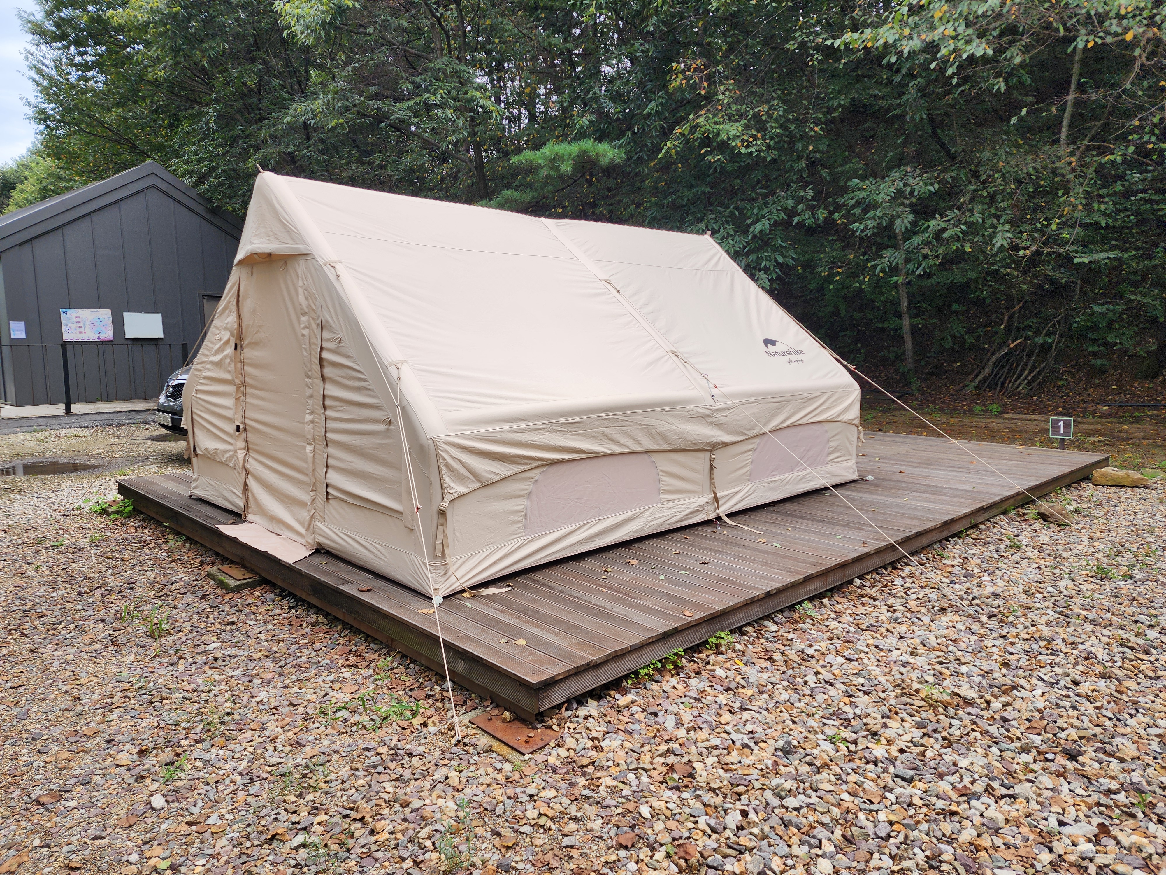 잣숲캠핑장 이미지