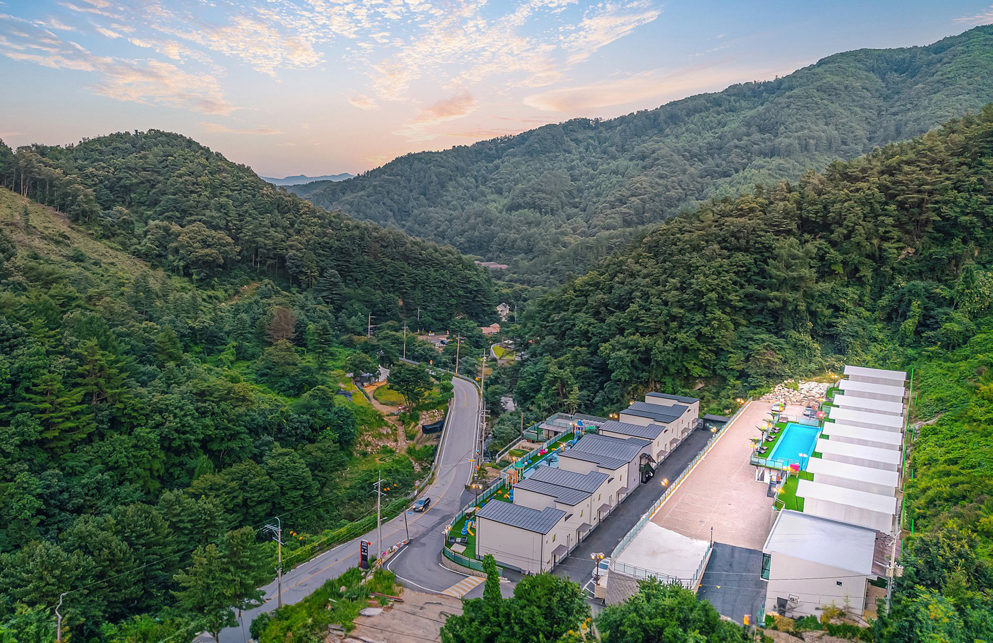 더 상상 글램핑 이미지