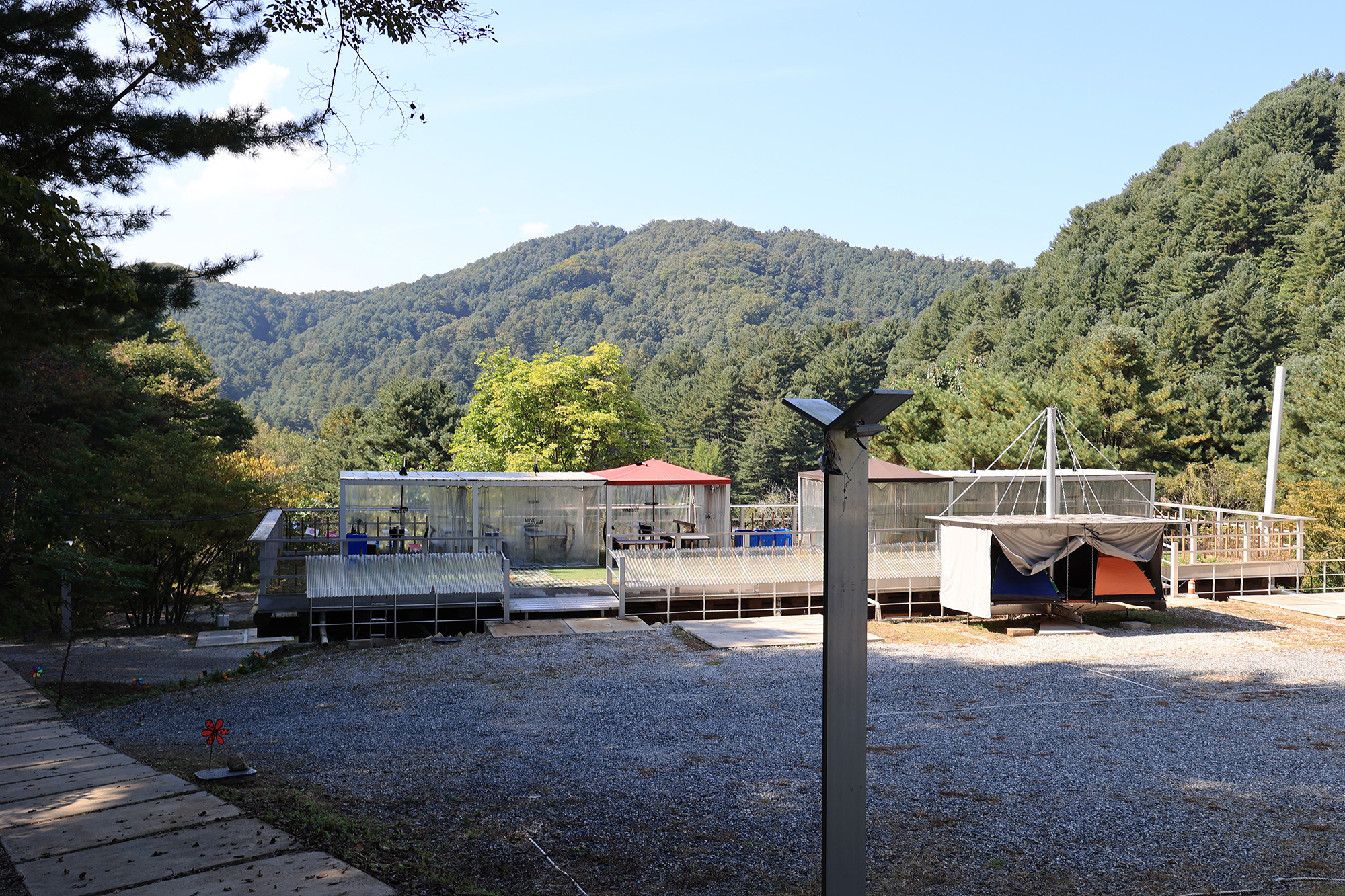 (주)구들택 겨울숲 지점 이미지