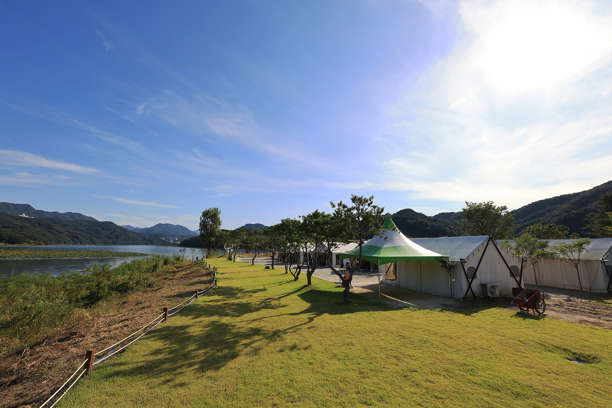 리버위드 글램핑 이미지