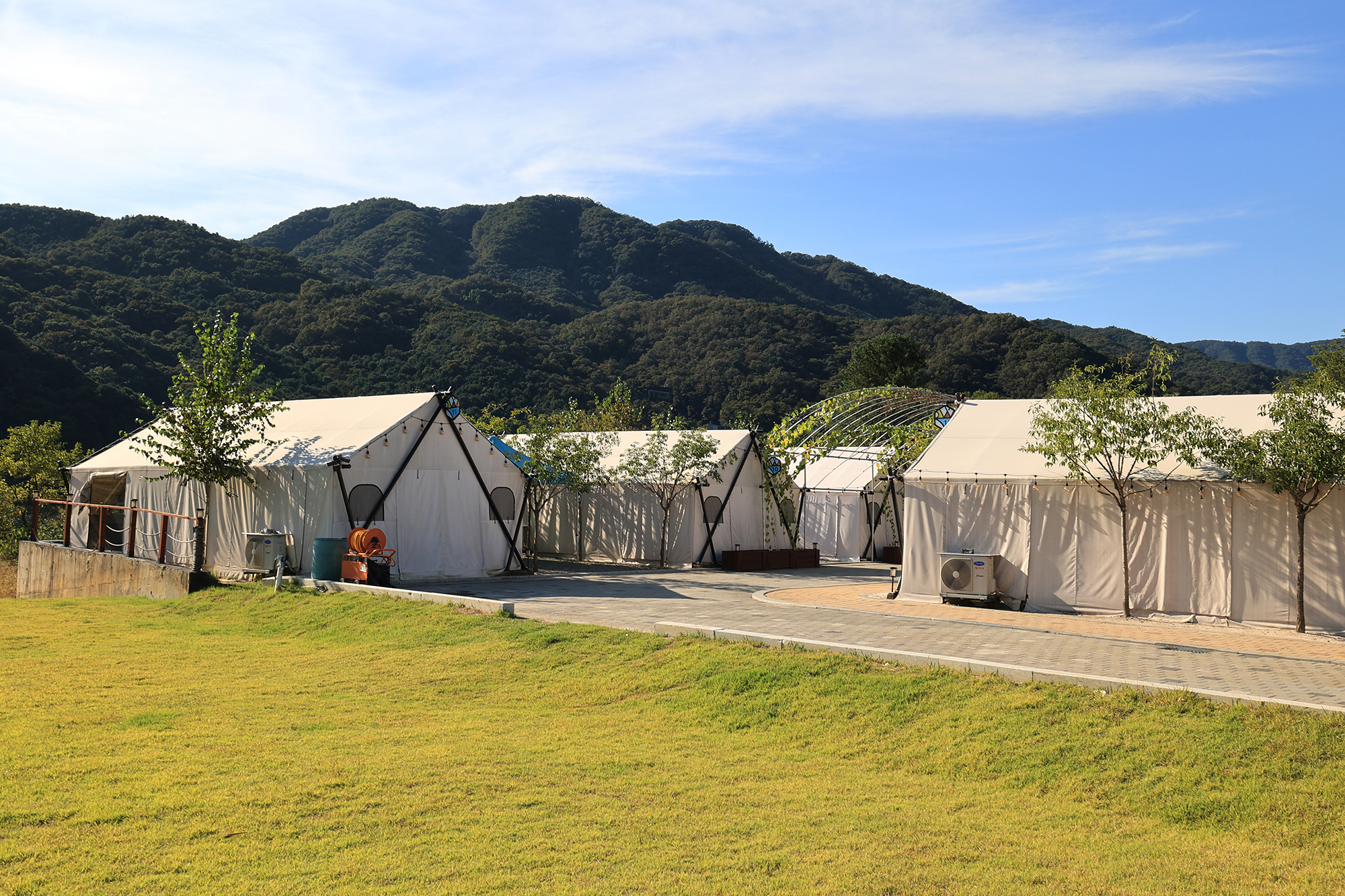 리버위드 글램핑 이미지