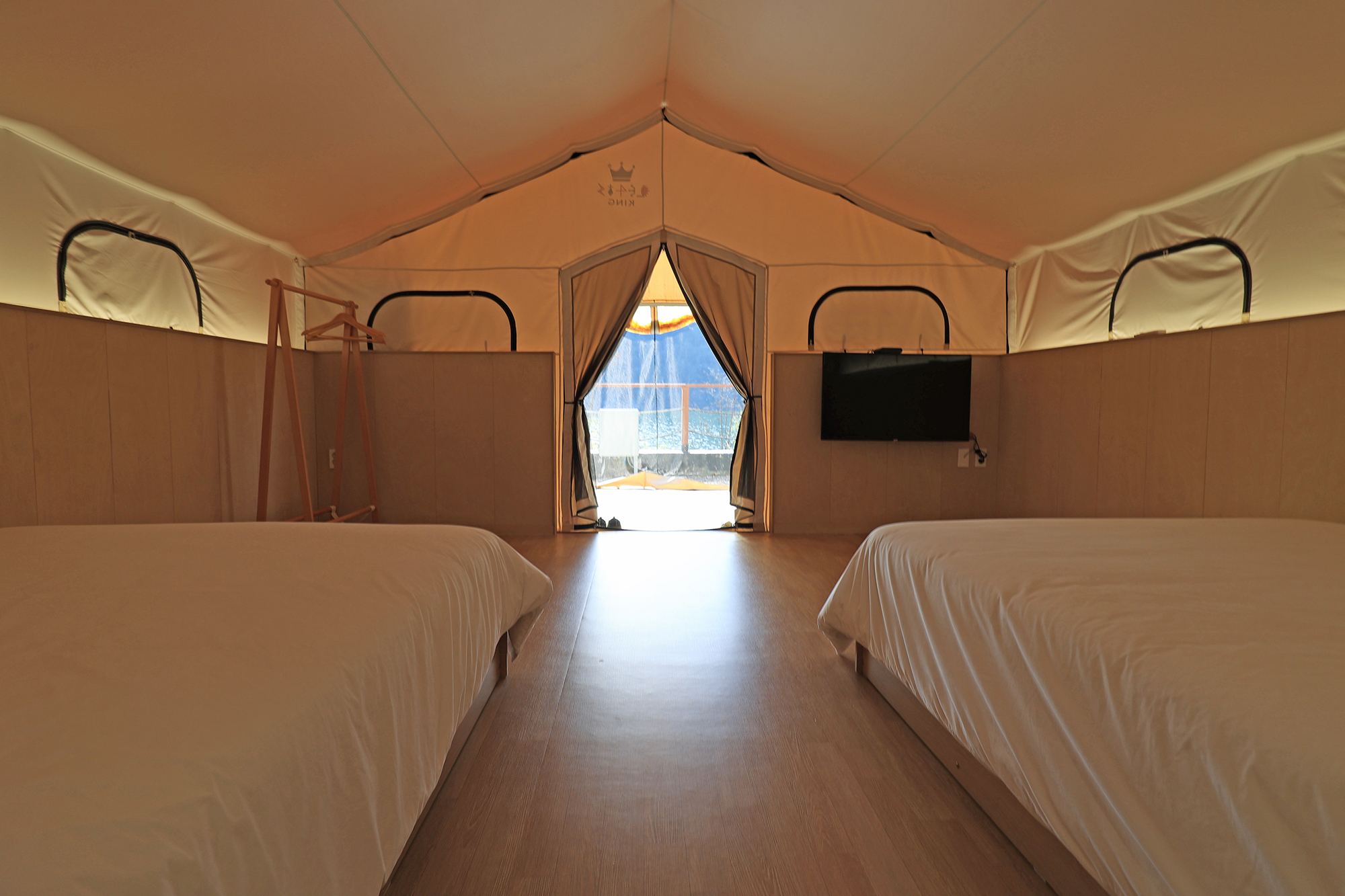 리버위드 글램핑 이미지