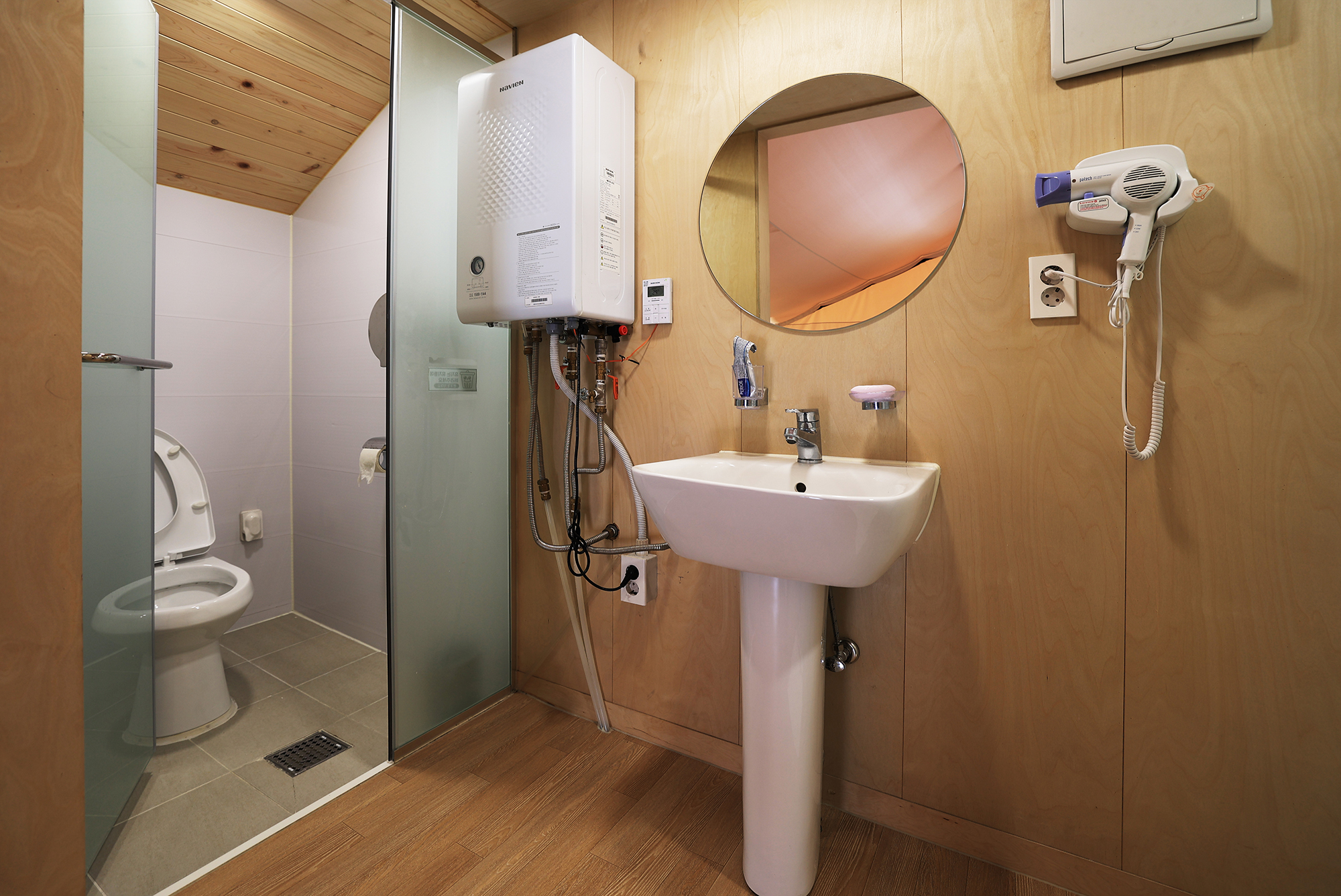 리버위드 글램핑 이미지