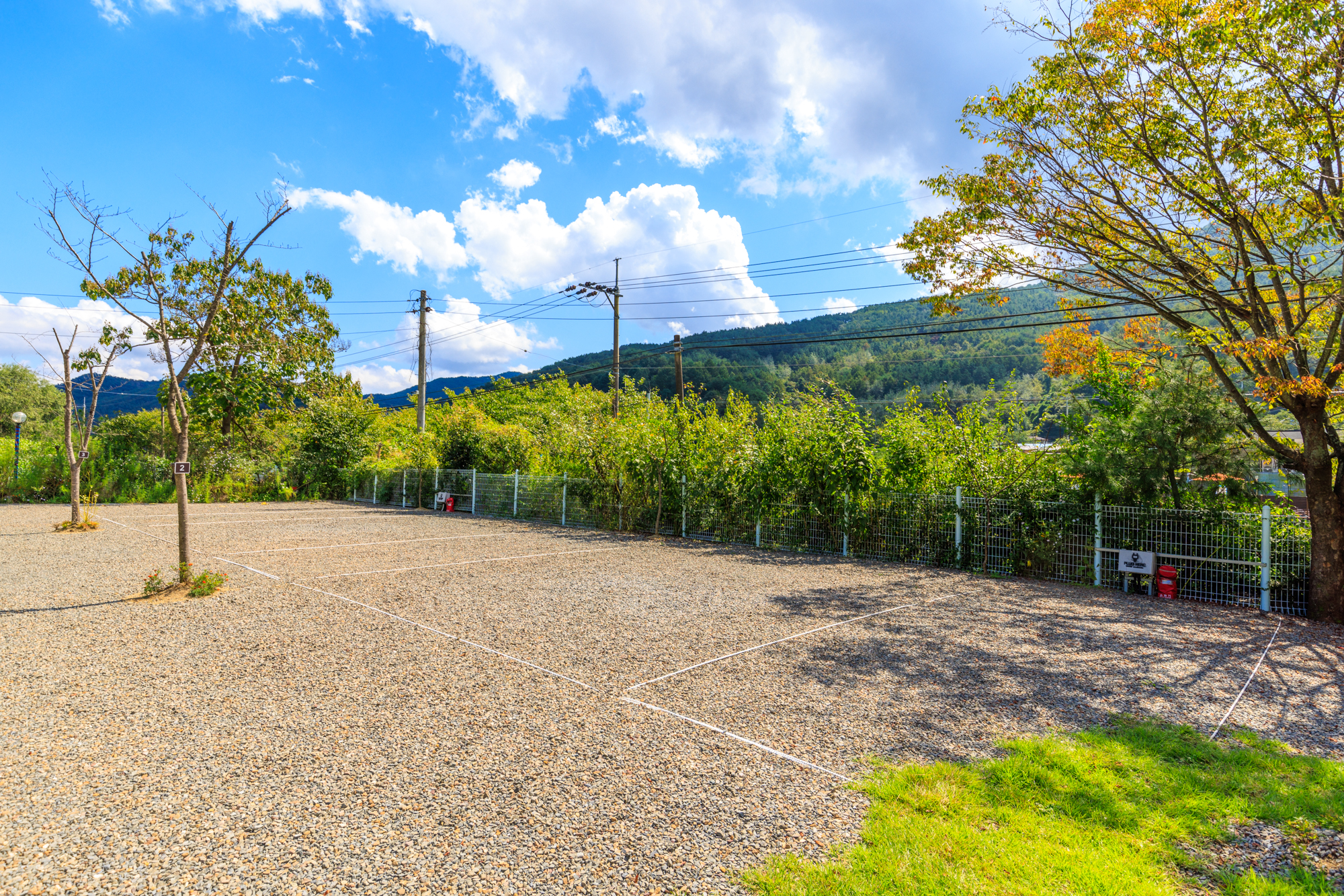 풀꽃이랑 캠핑장 이미지