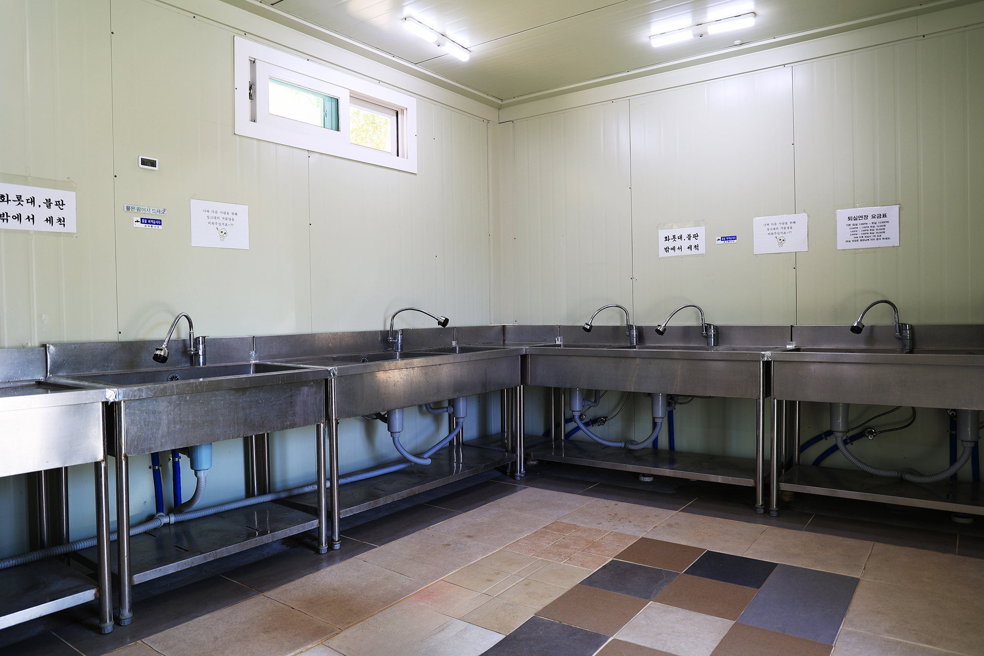 춘천 더숲 캠핑장 이미지