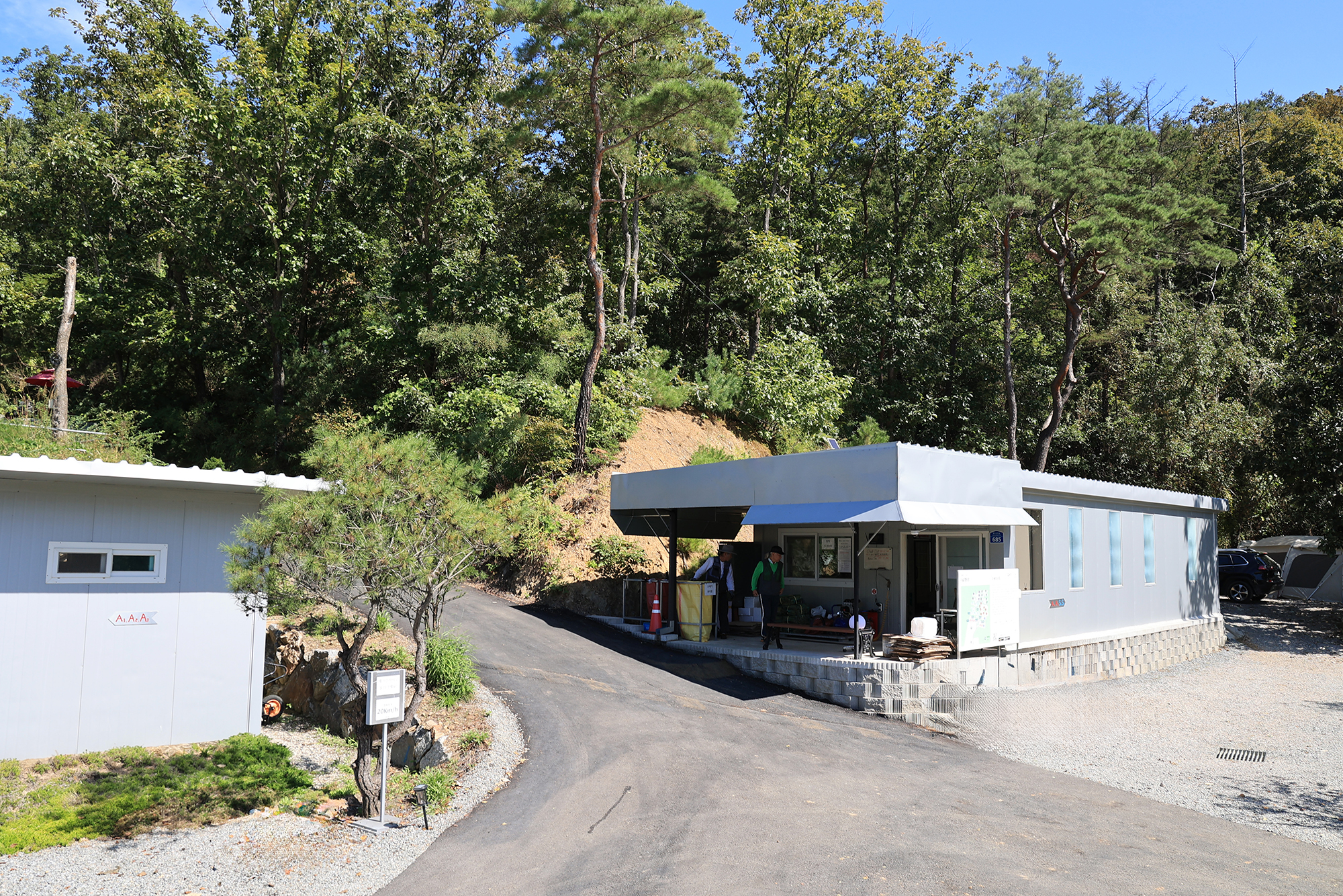 춘천 더숲 캠핑장 이미지