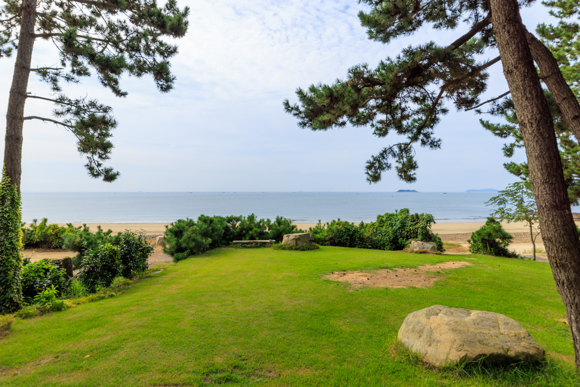 하늘아래 캠핑 이미지