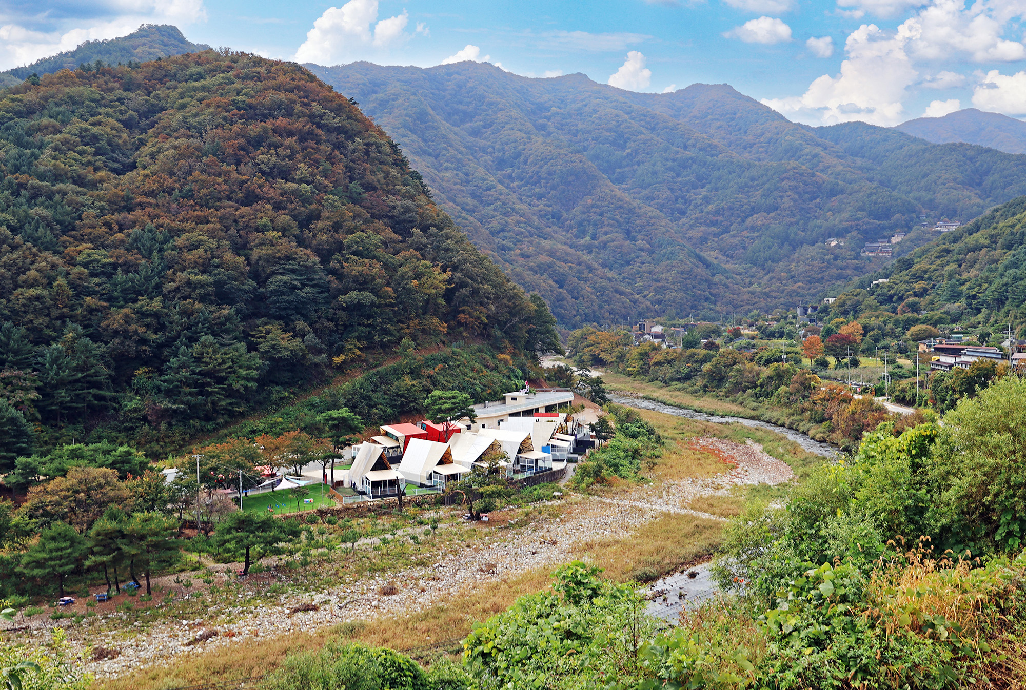 가평 아이섬 풀 글램핑 이미지