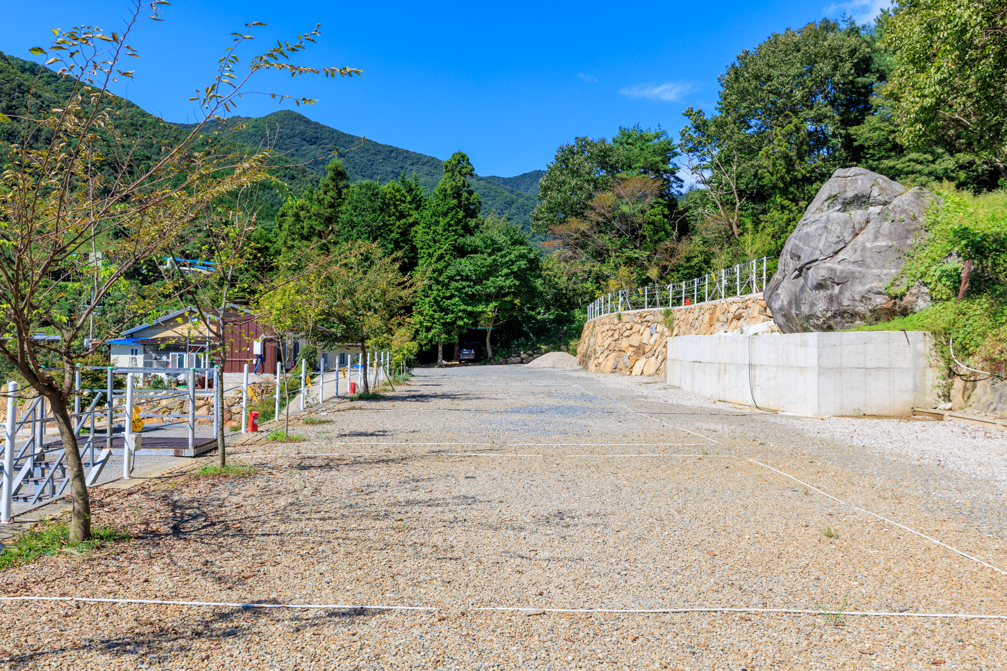 광양 해뜰 오토 캠핑장 이미지