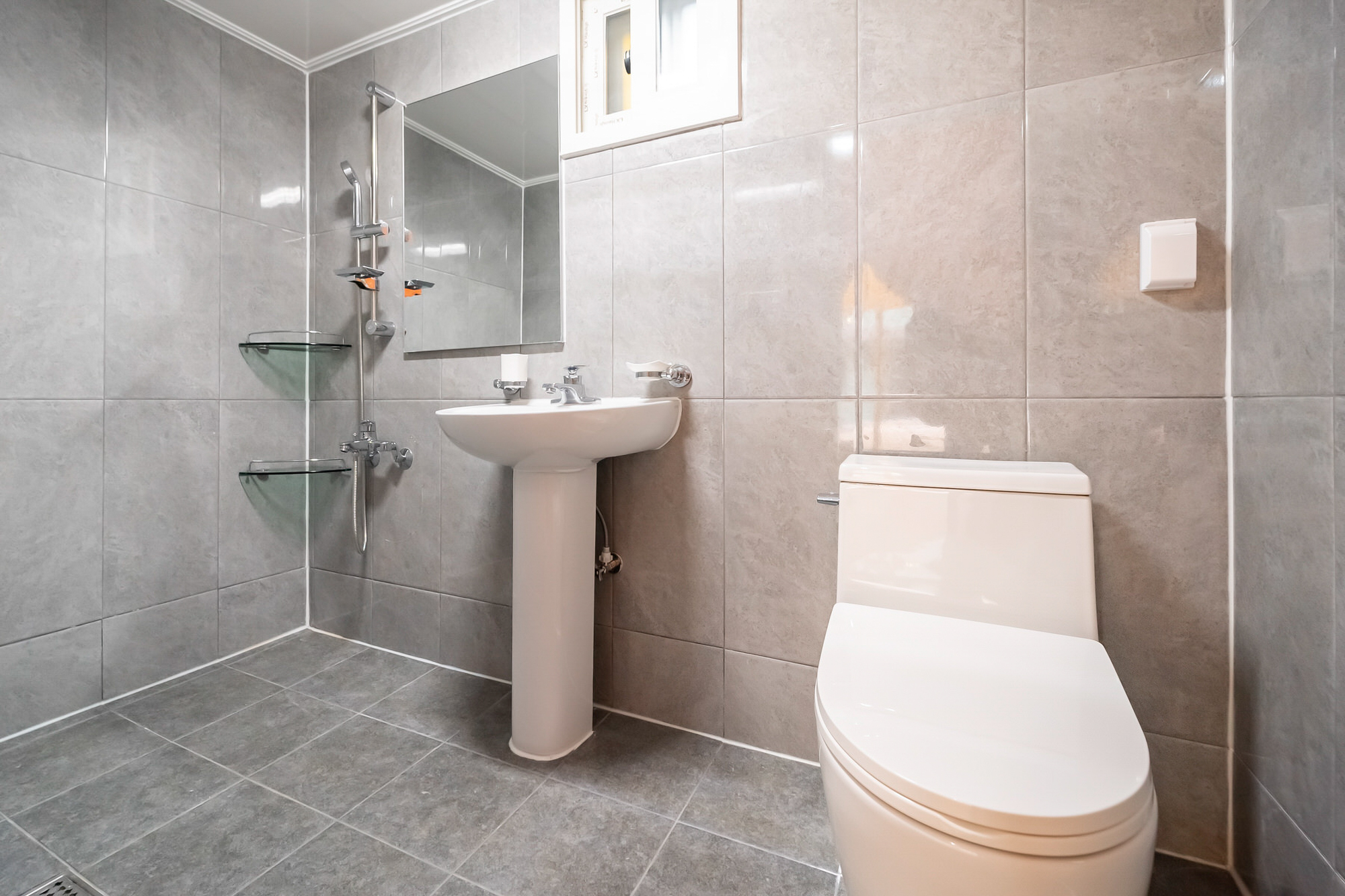 뉴얼리글램핑 이미지