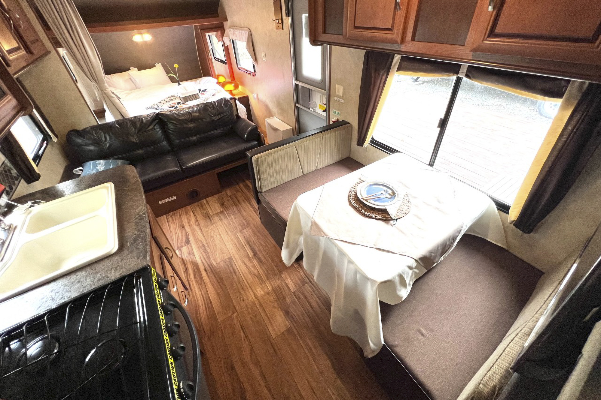 경이궁 캠핑카라반 이미지