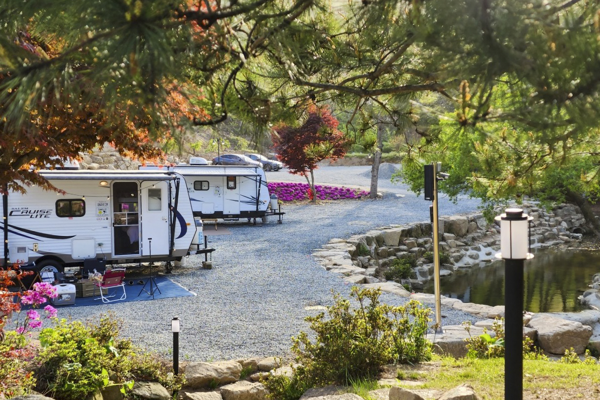 경이궁 캠핑카라반 이미지