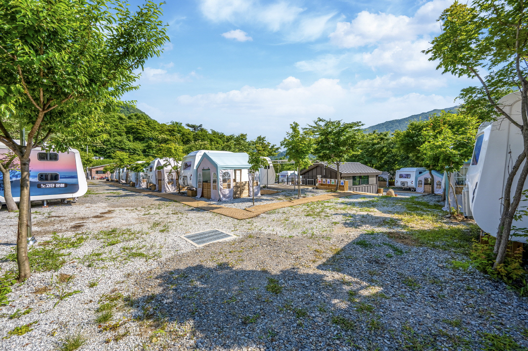 지리산 포레스트 카라반 파크 이미지