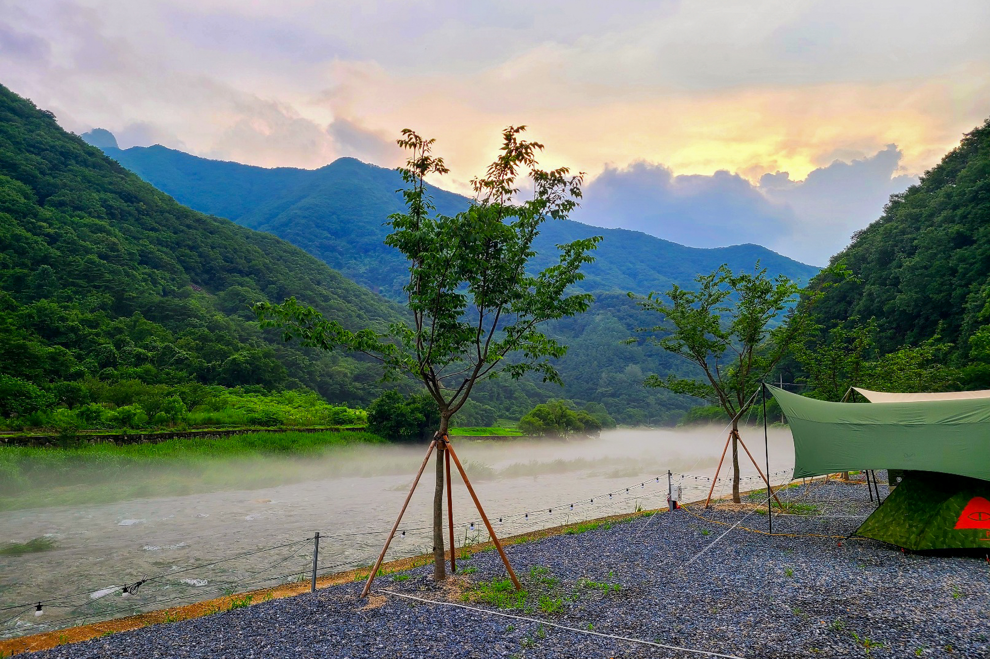 잇츠 캠핑 이미지