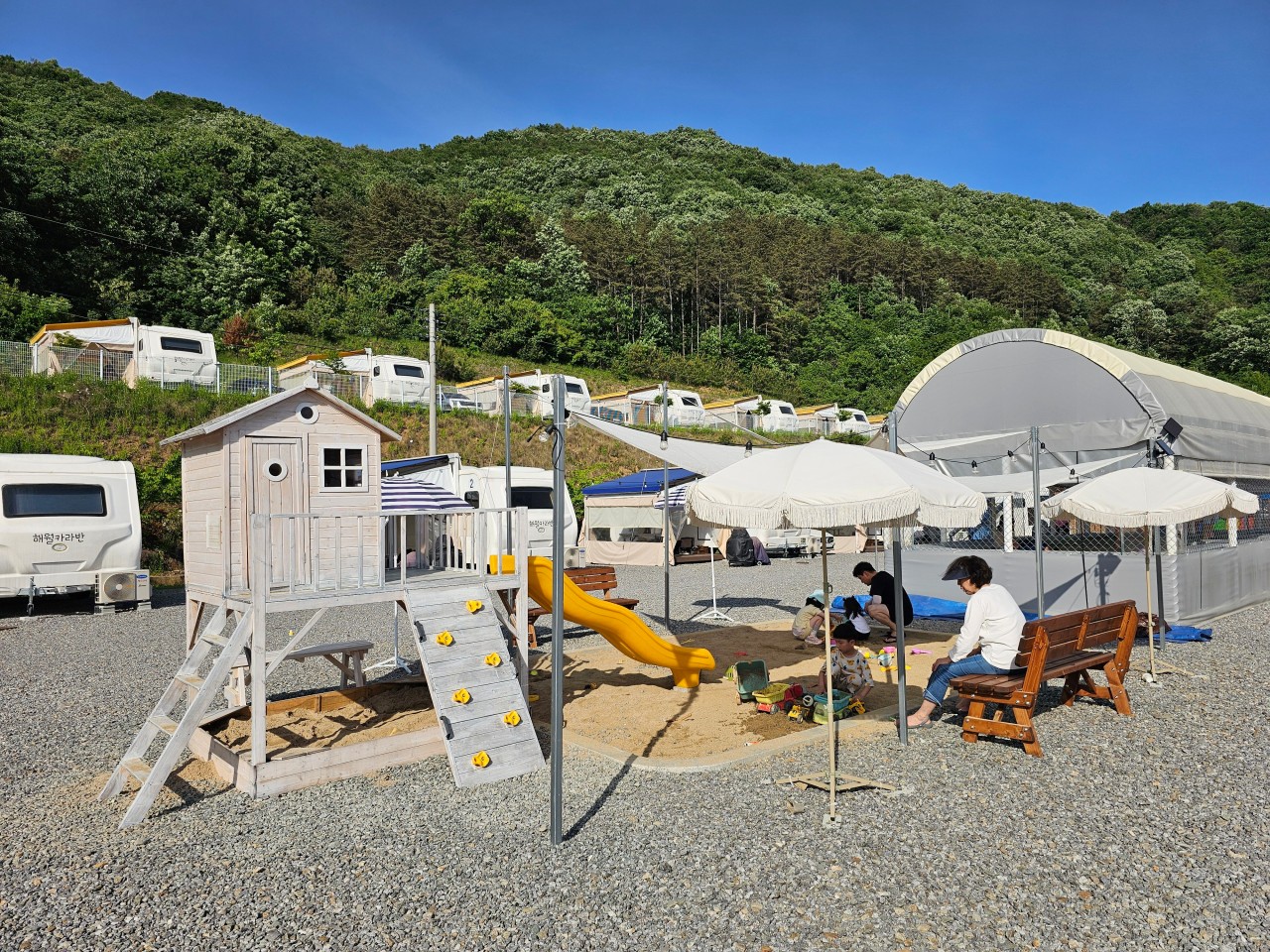 해월카라반앤캠핑 이미지