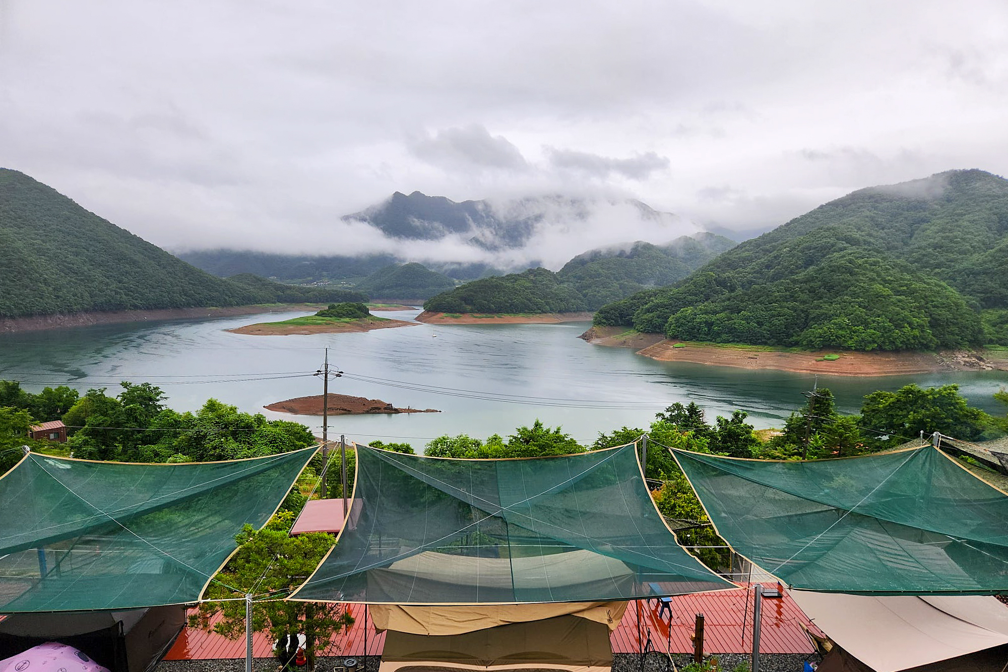 충주호더쉼캠핑장 이미지