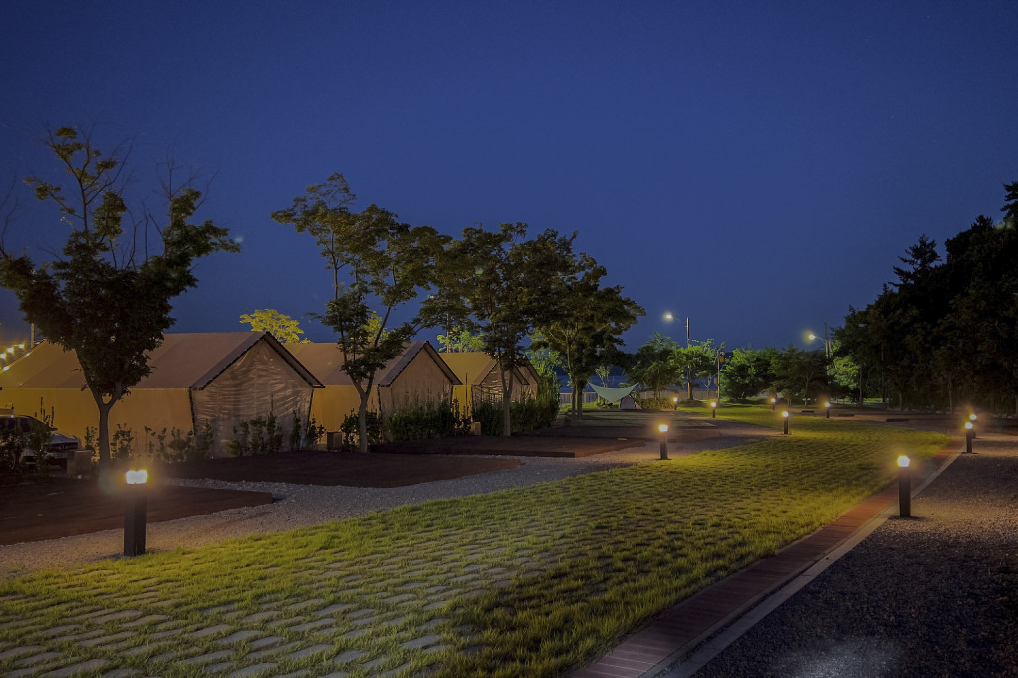 디노글램핑 이미지