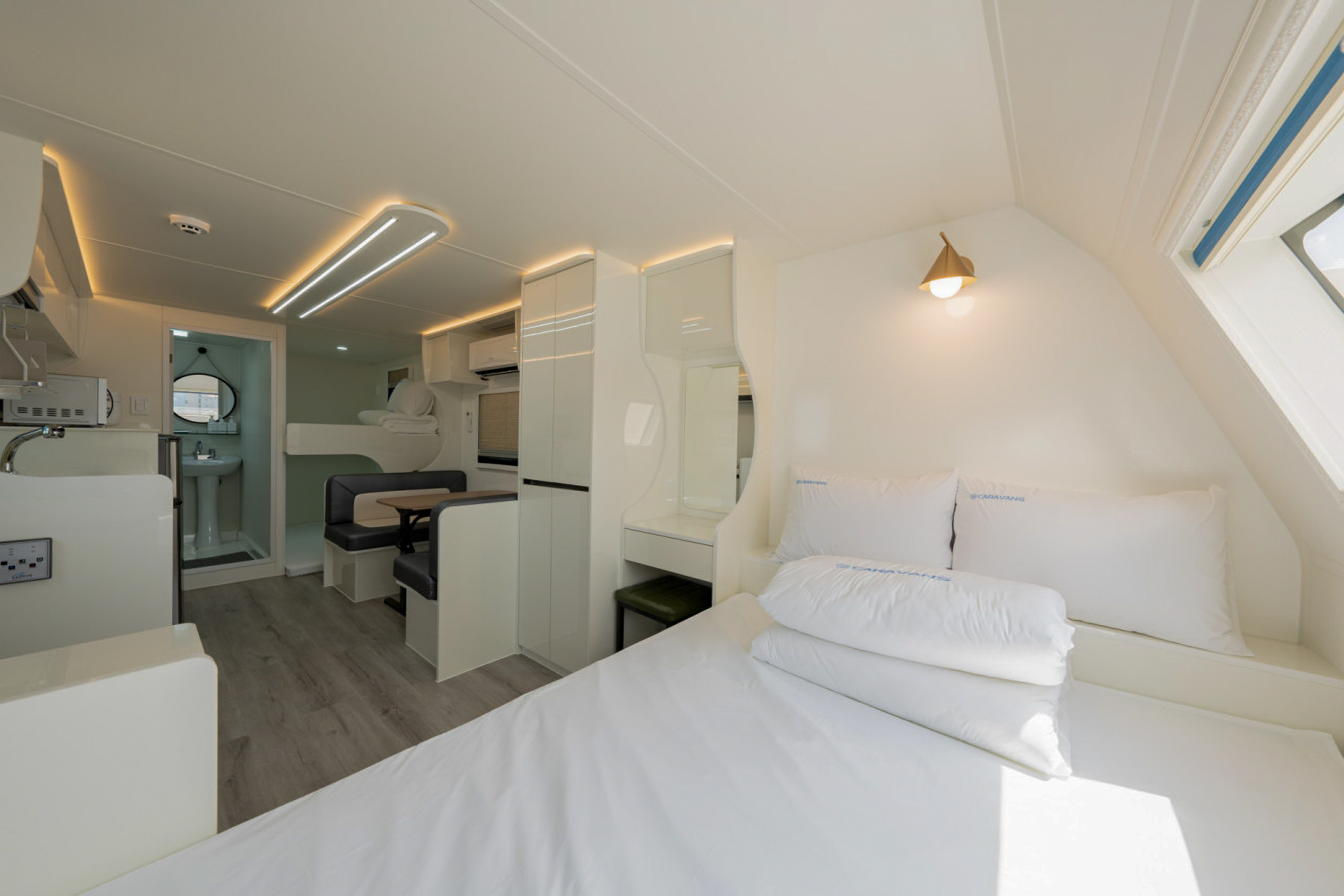 카라반스 이미지