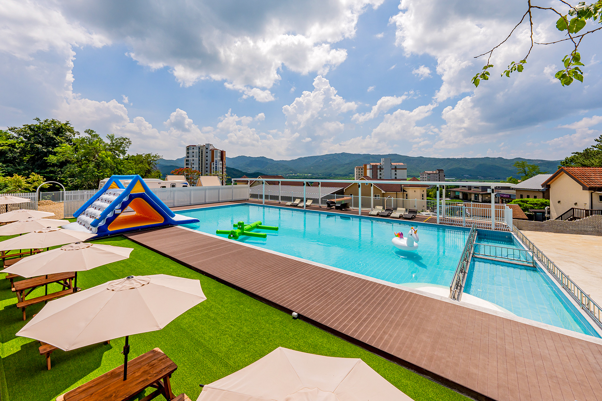 카라반스 이미지