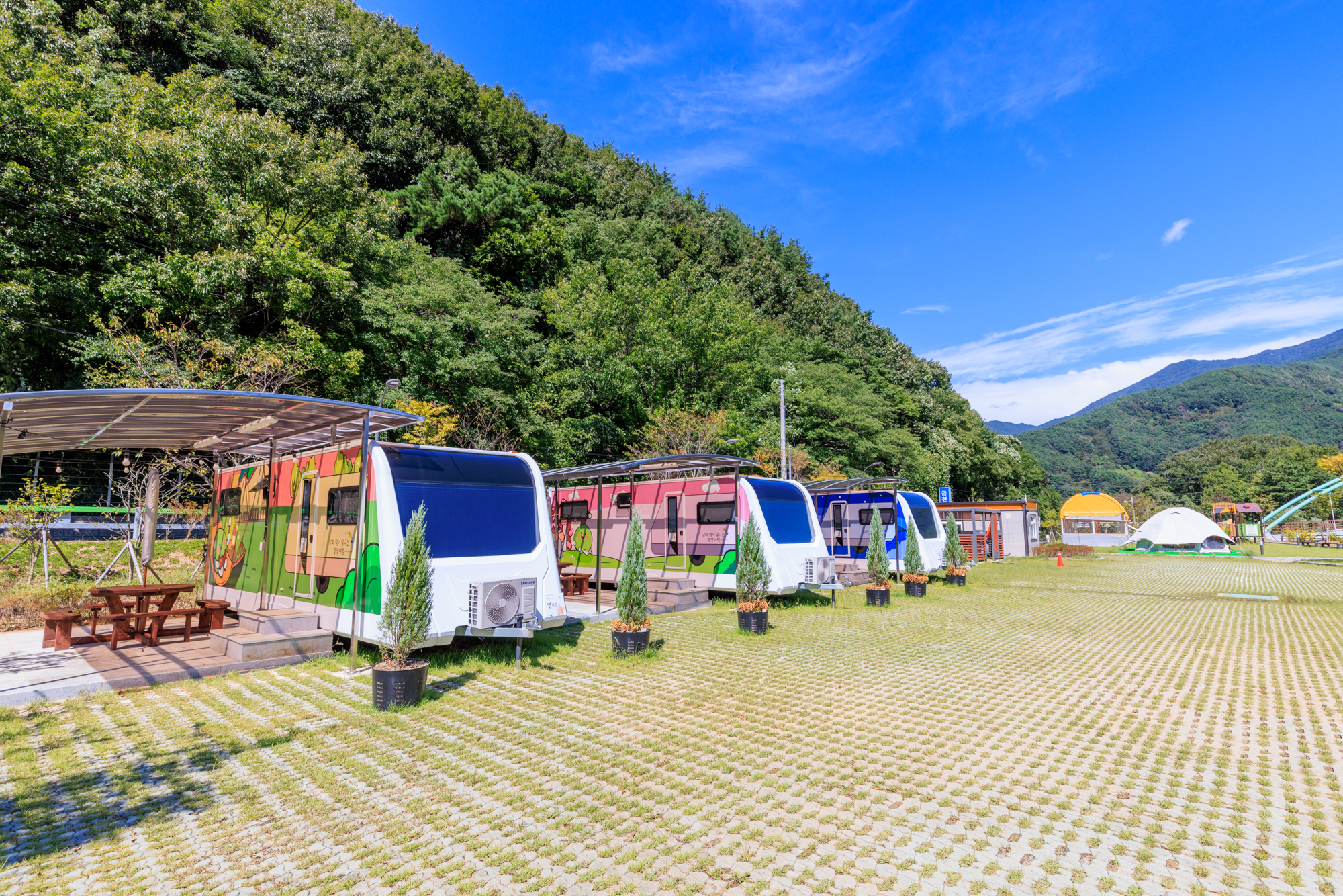 금천계곡 야영장 이미지