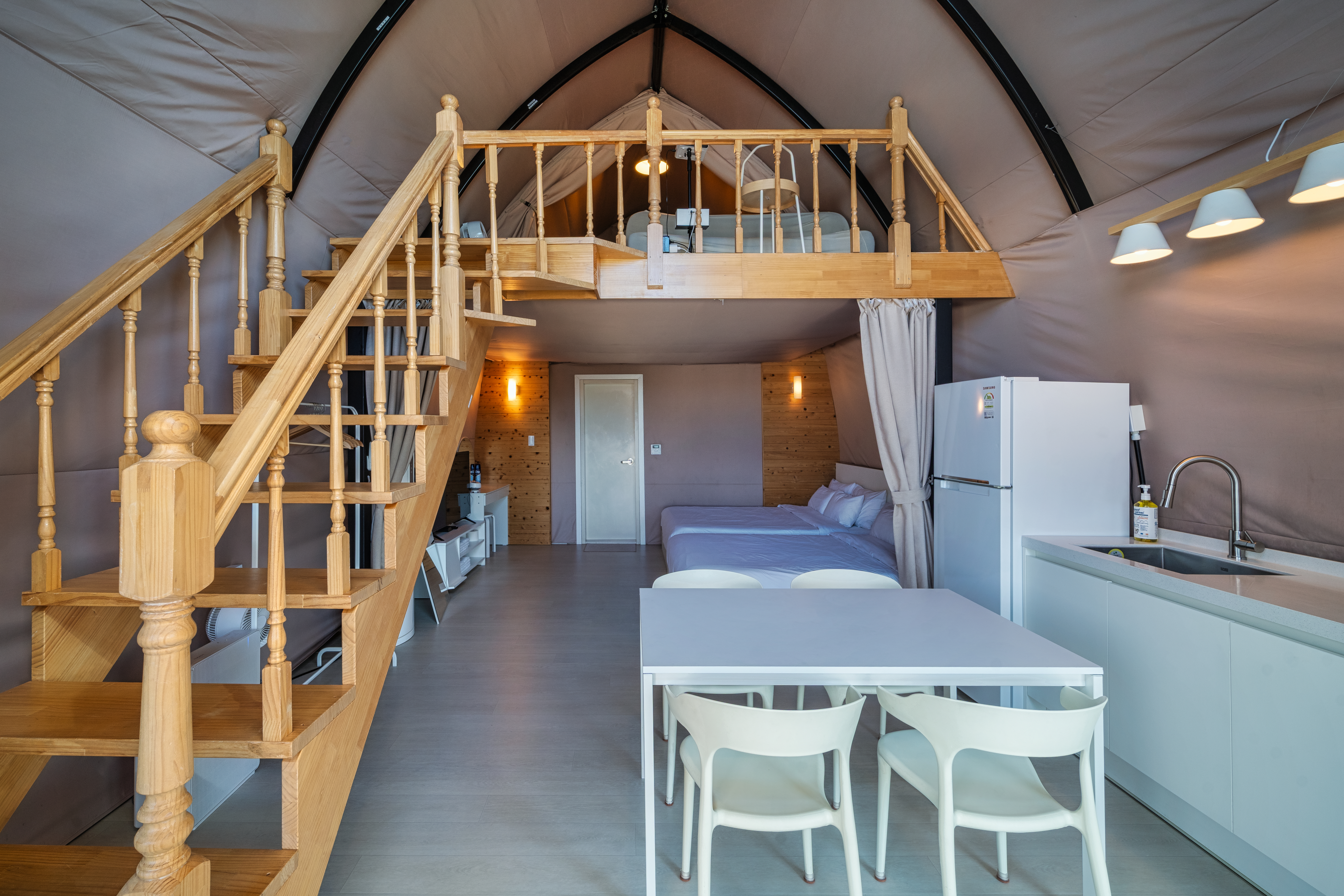 글램핑 봄 5번째 이미지