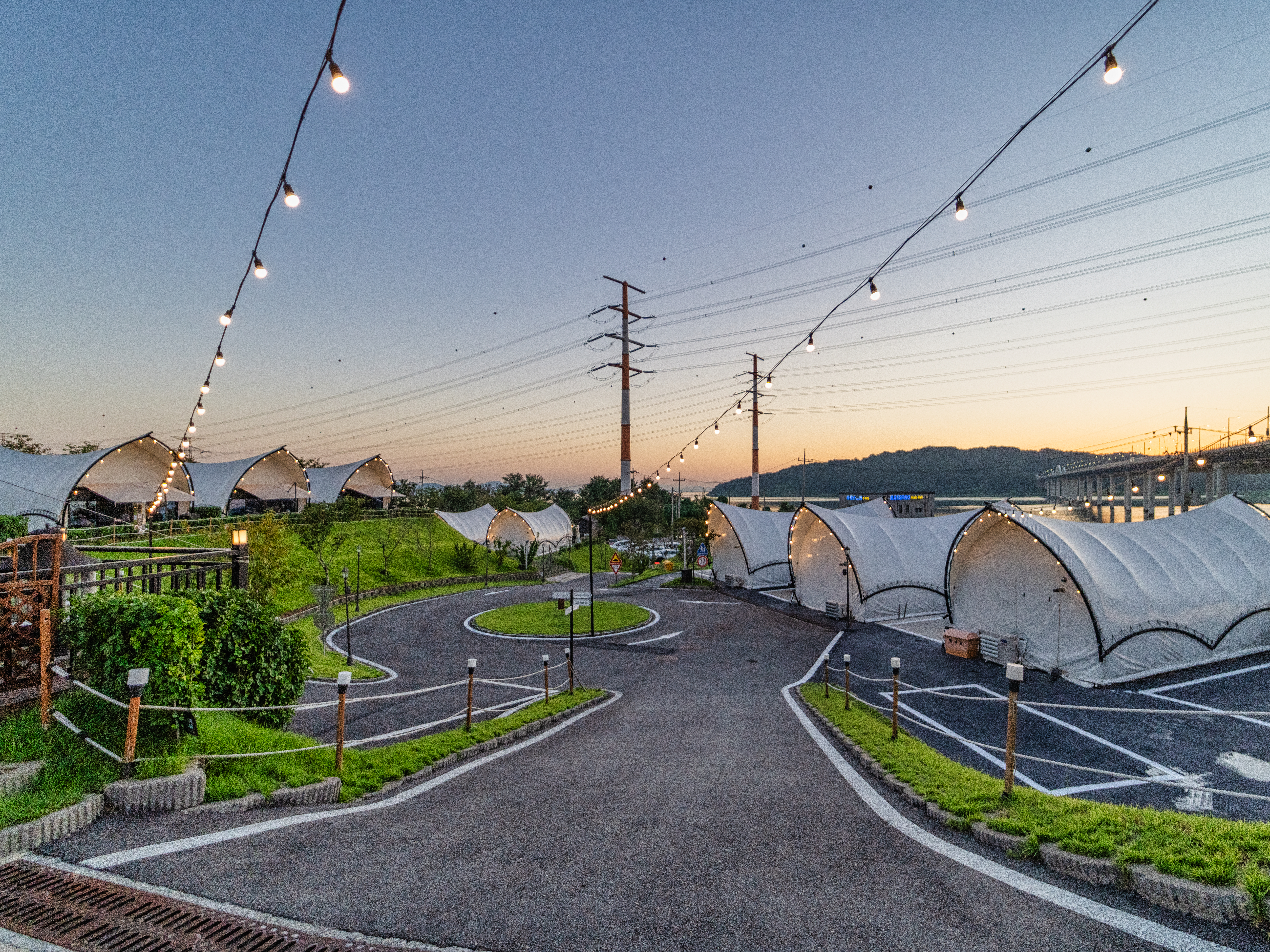 글램핑 봄 4번째 이미지