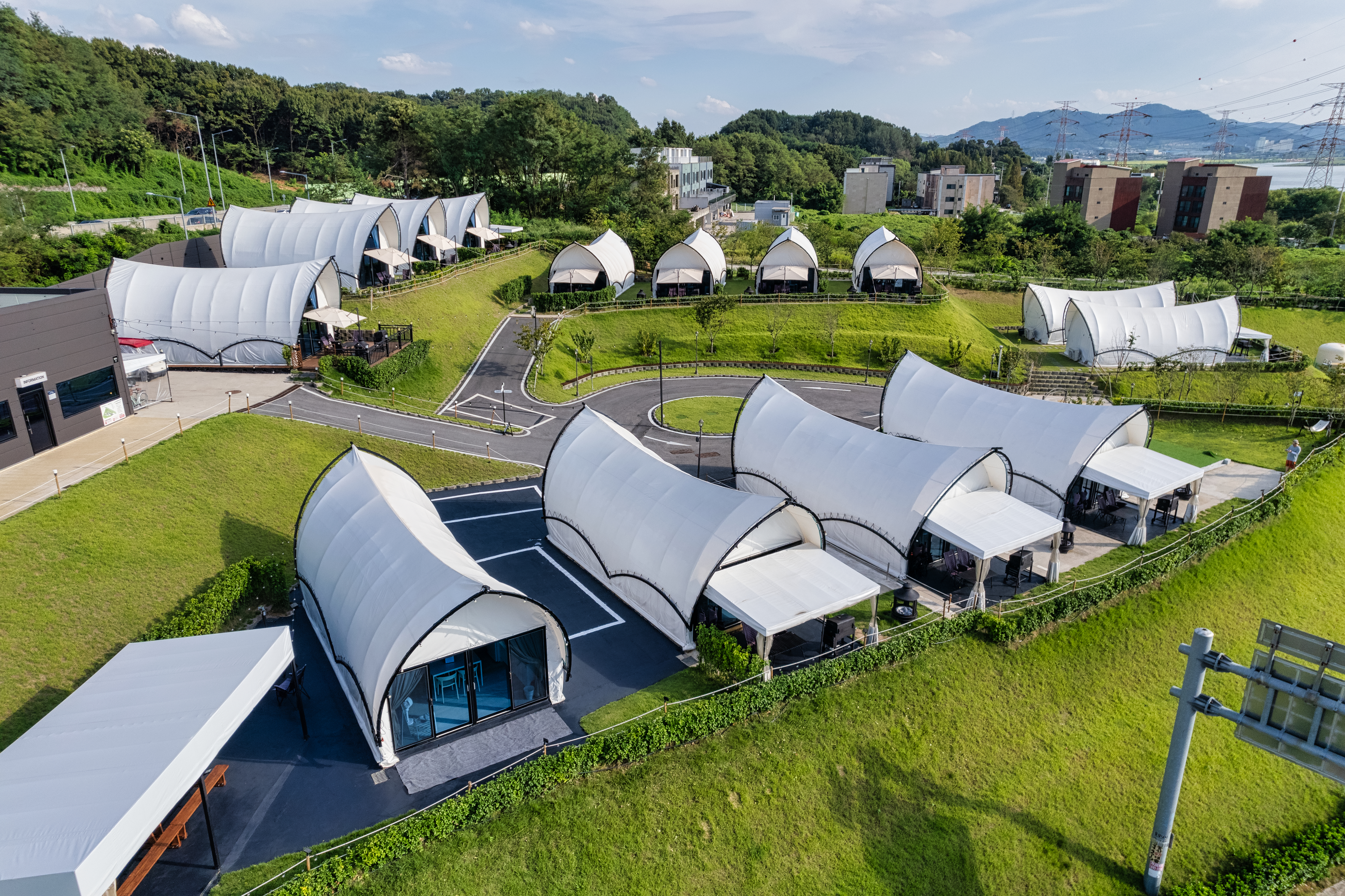 글램핑 봄 2번째 이미지