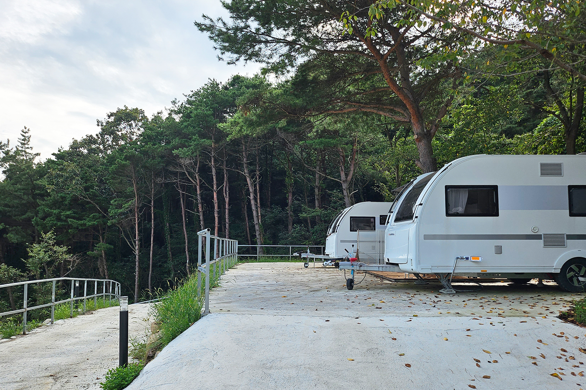 청도브리즈힐캠핑앤카라반 이미지