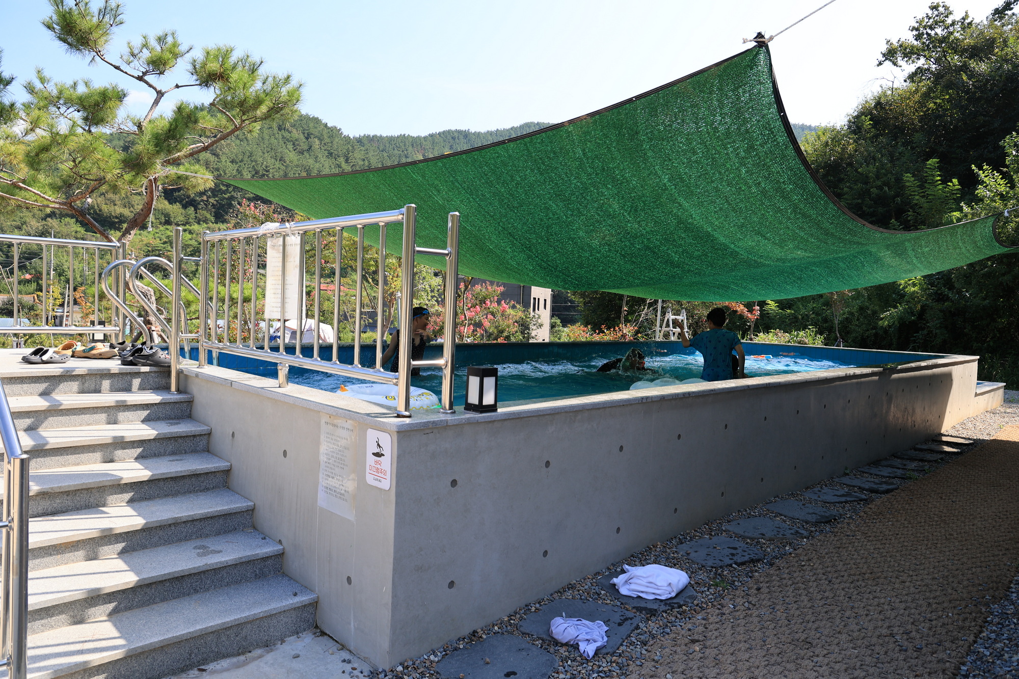 연꽃자리캠핑타운 이미지