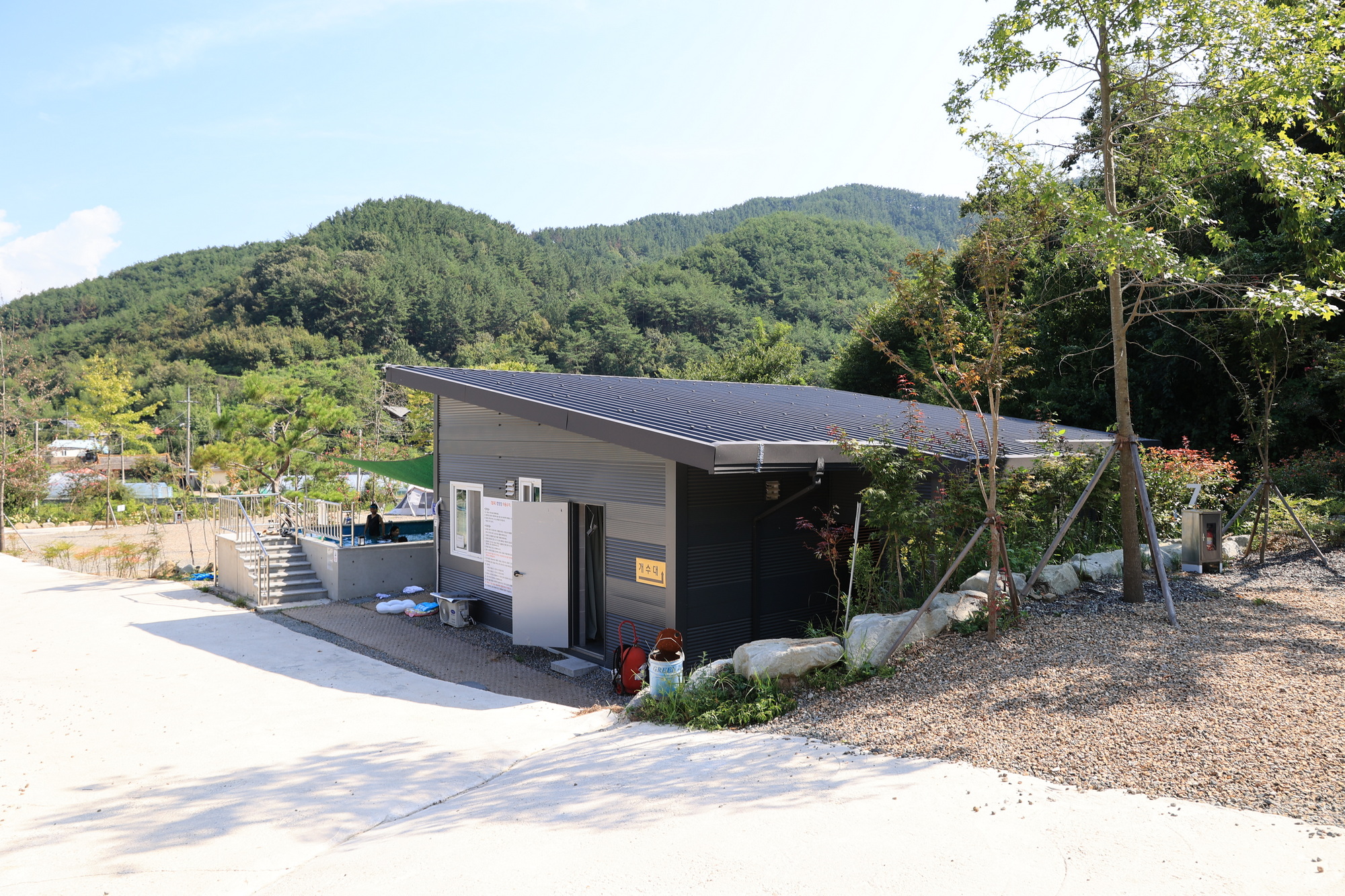 연꽃자리캠핑타운 이미지