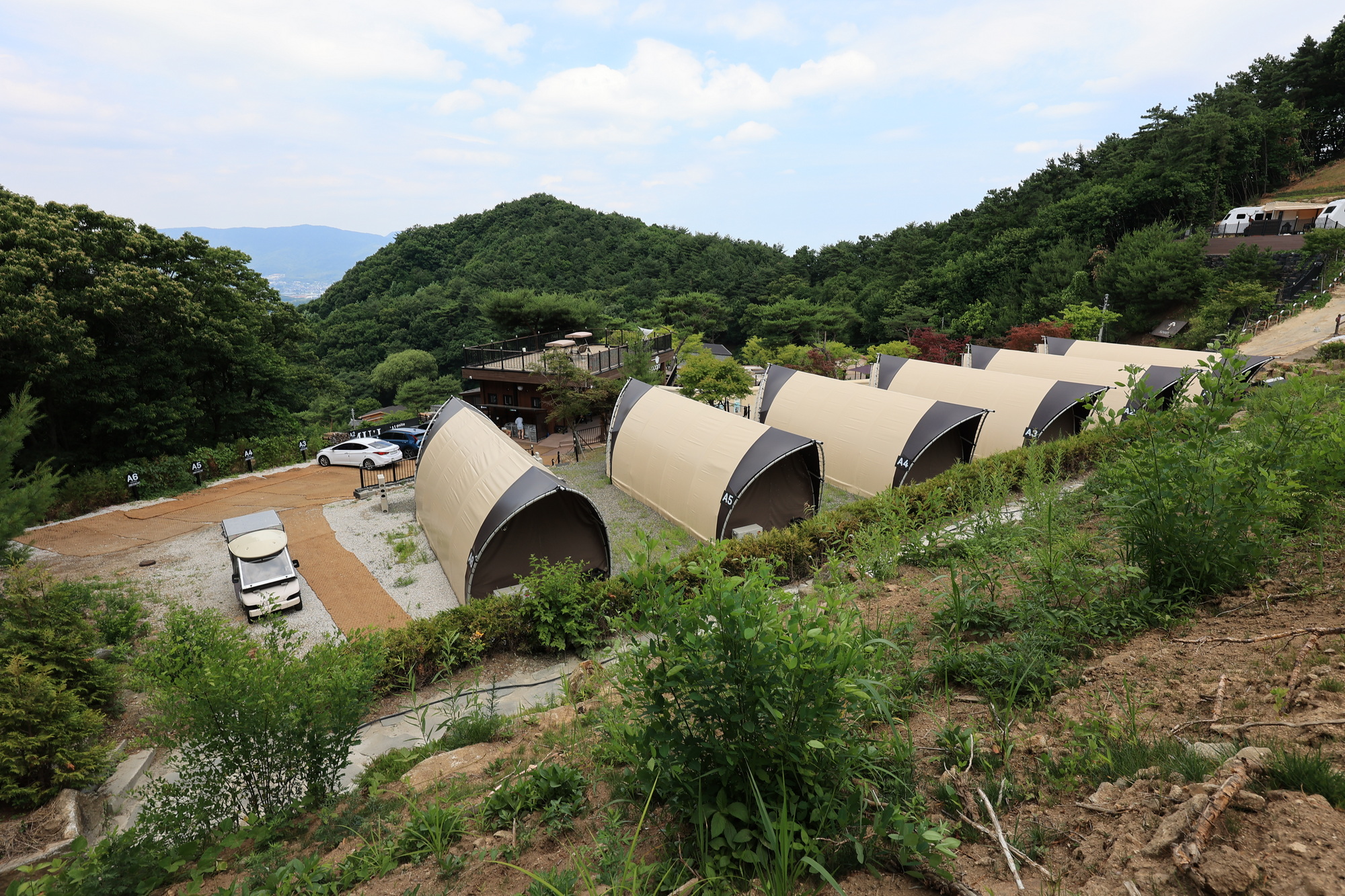 스푼 글램핑 카라반 이미지