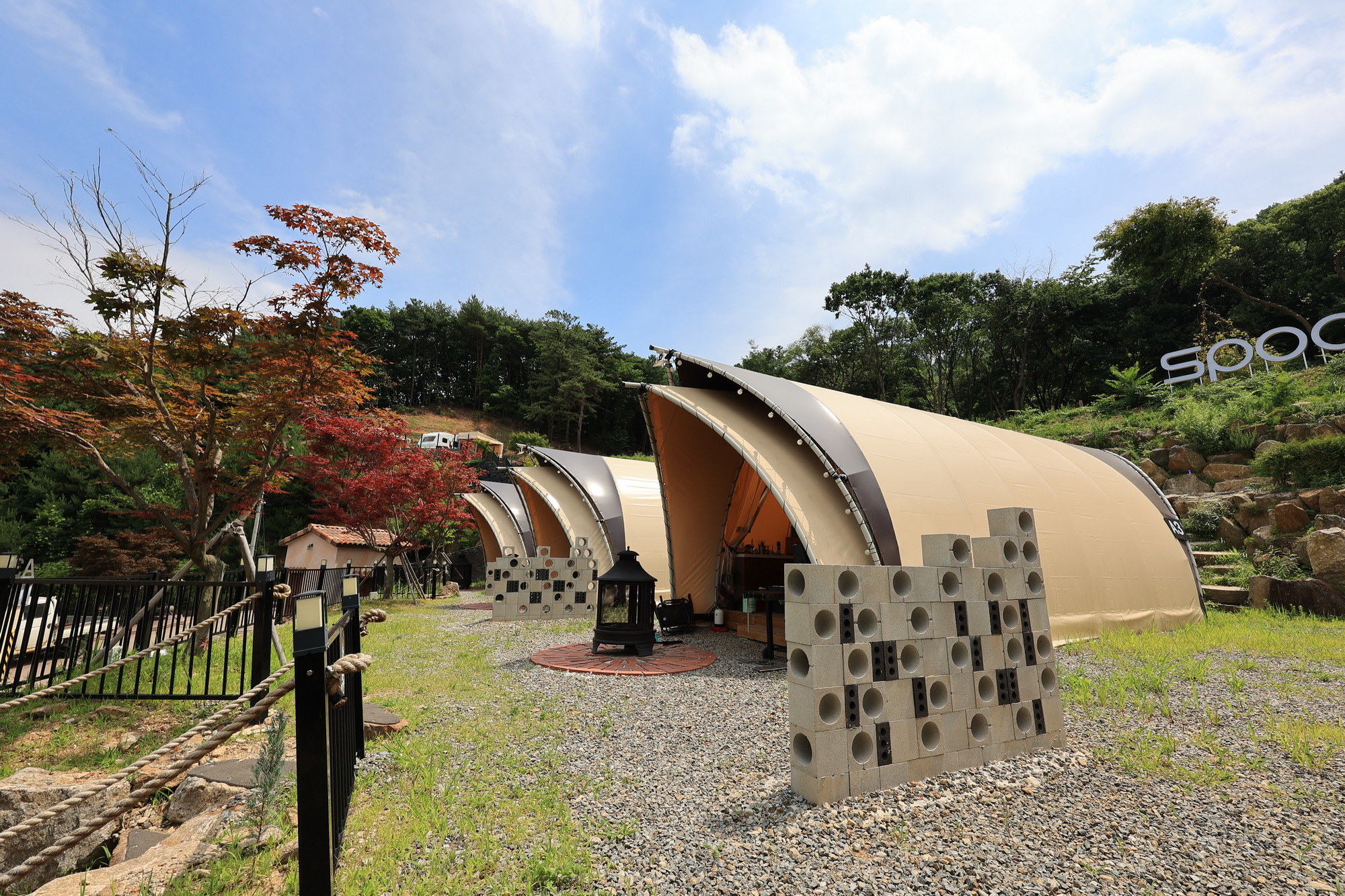 스푼 글램핑 카라반 이미지