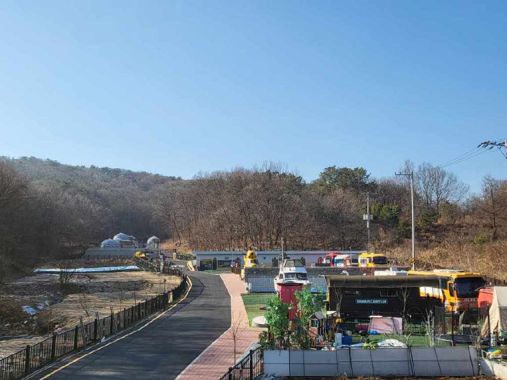 옴니버스 캠핑장 이미지