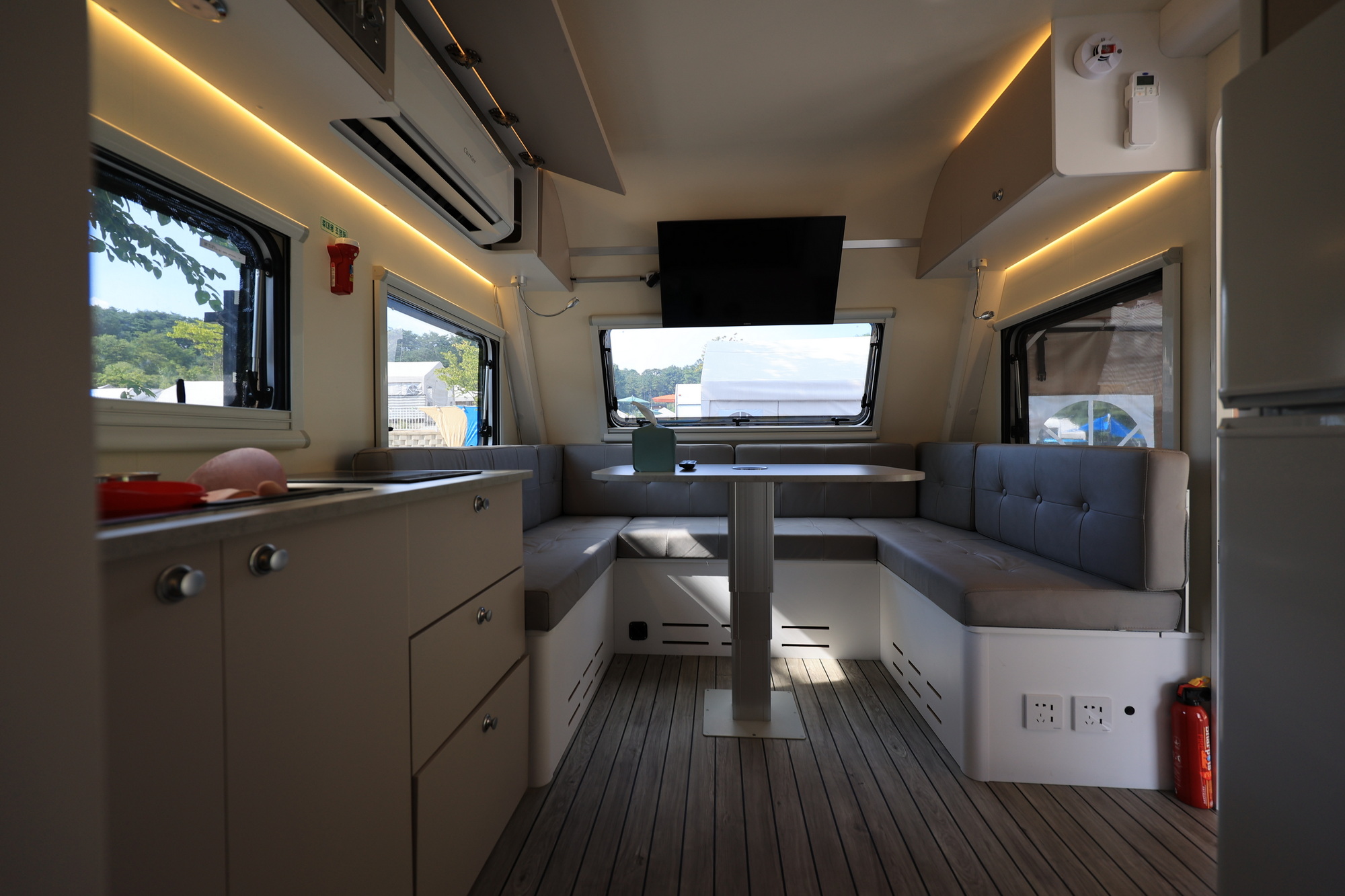 산이다 글램핑 이미지