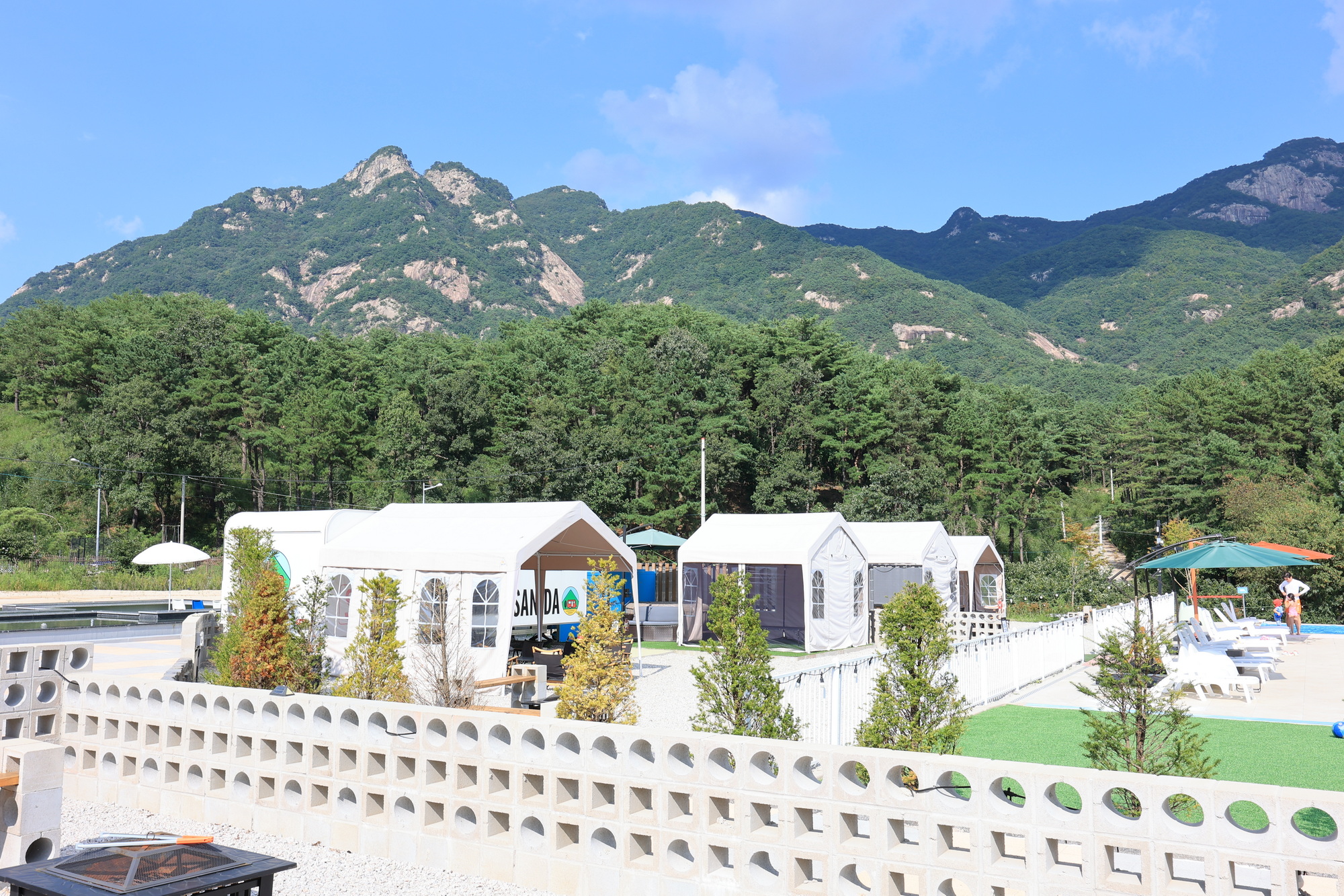 산이다 글램핑 이미지