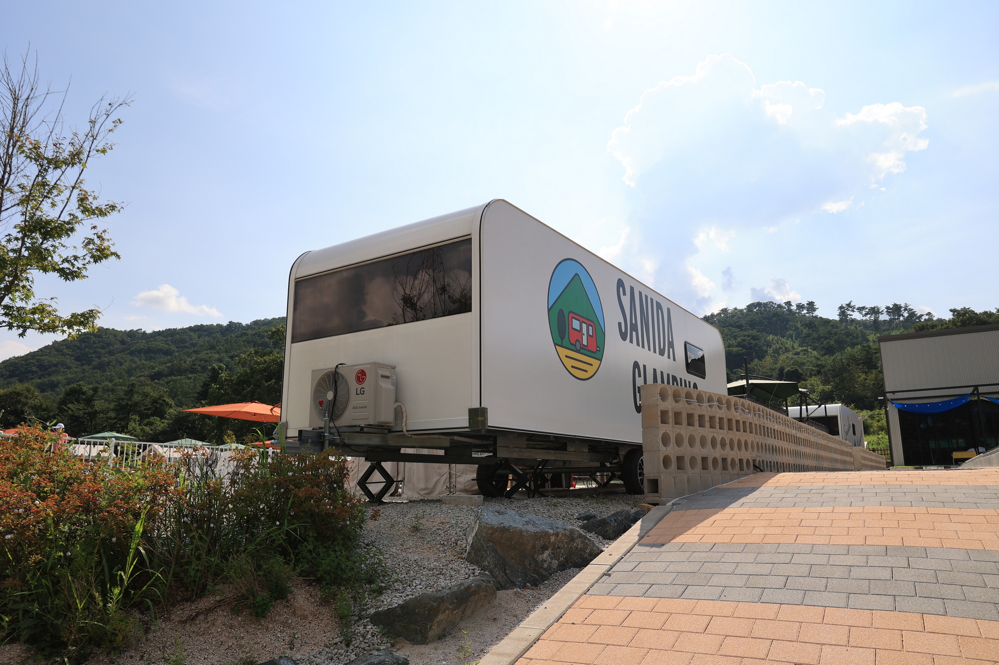 산이다 글램핑 이미지