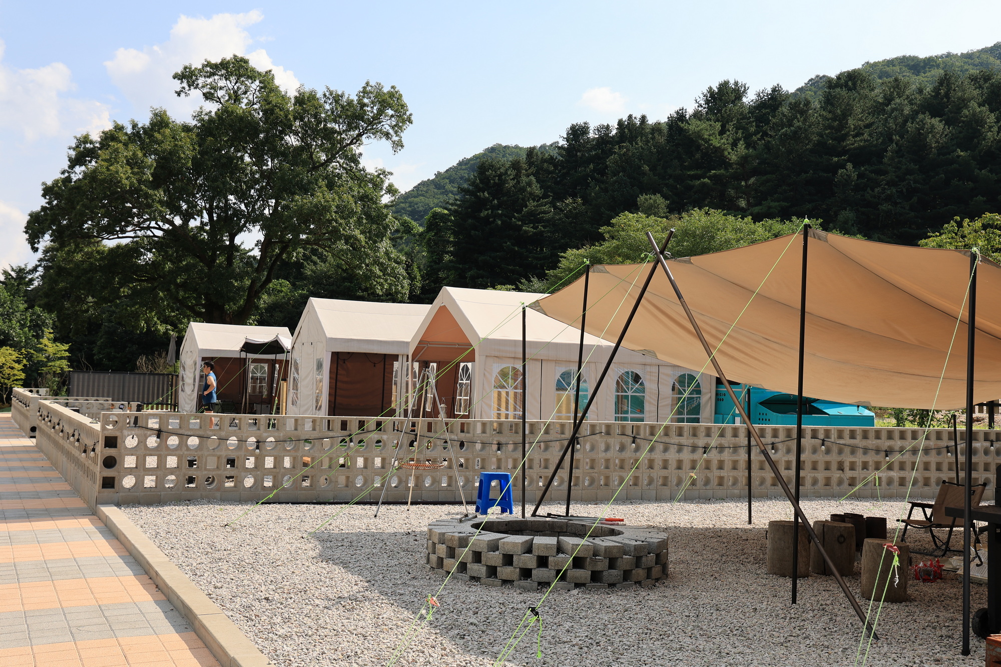 산이다 글램핑 이미지