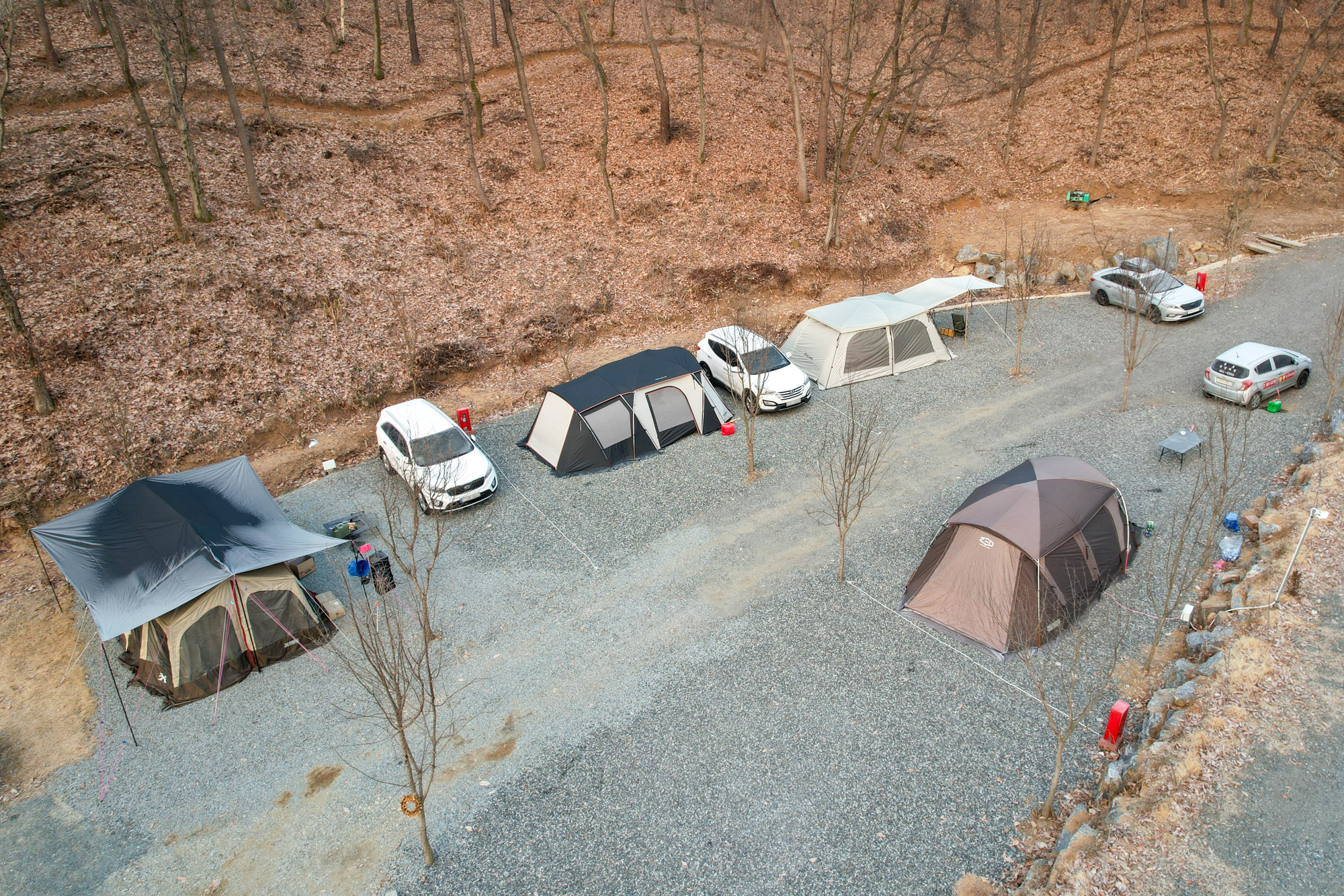 더 봄날 캠핑장 이미지