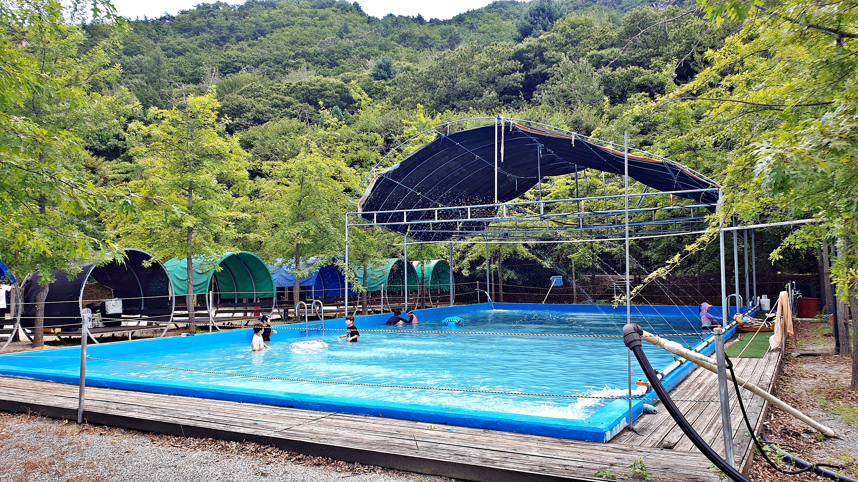 펀펀오토캠핑장 이미지