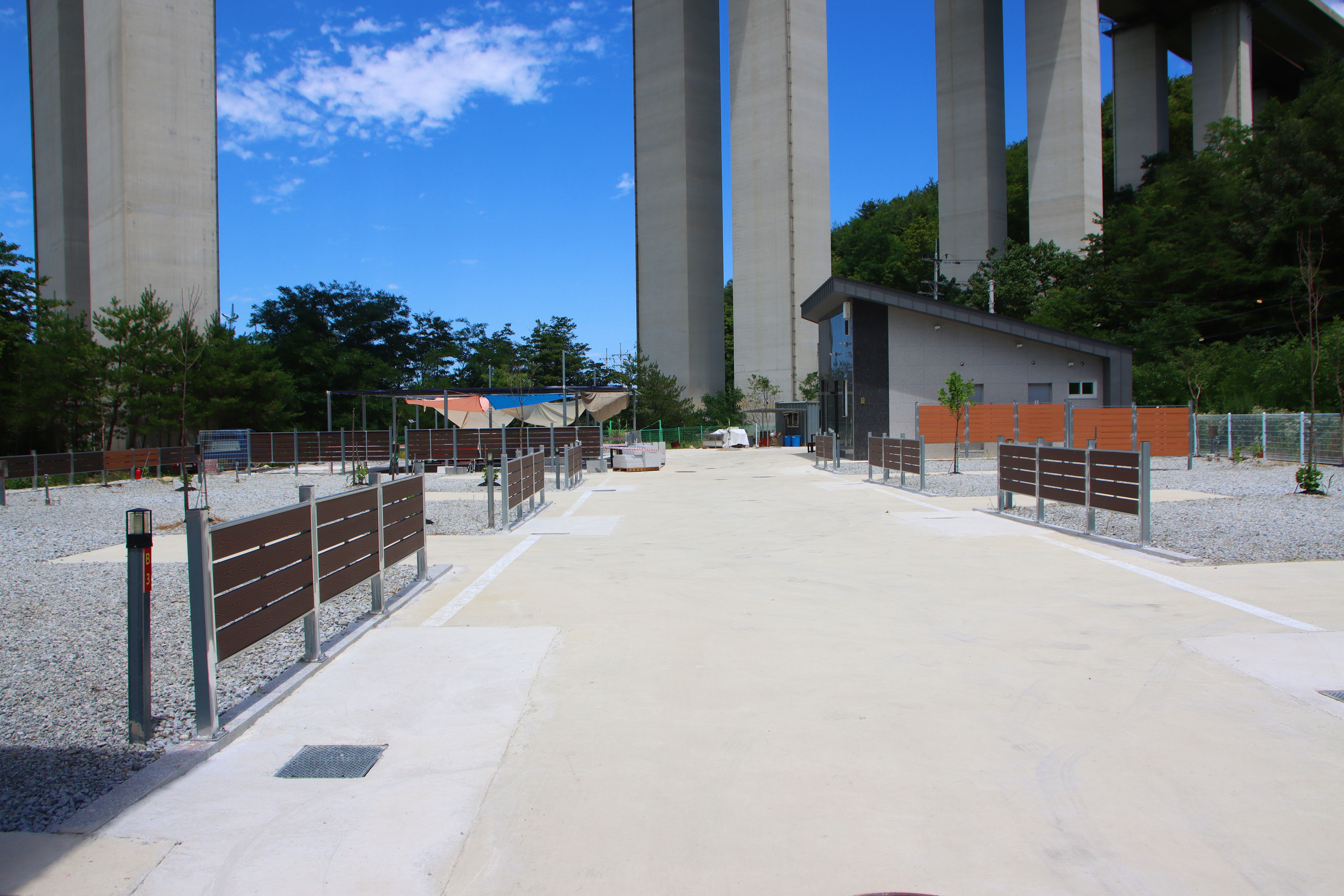 하슬라 캠핑장 이미지