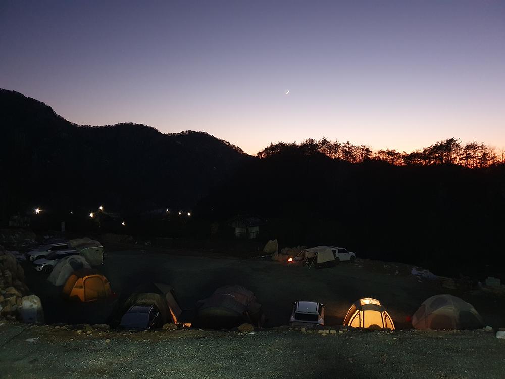 별밤 차박 캠핑장