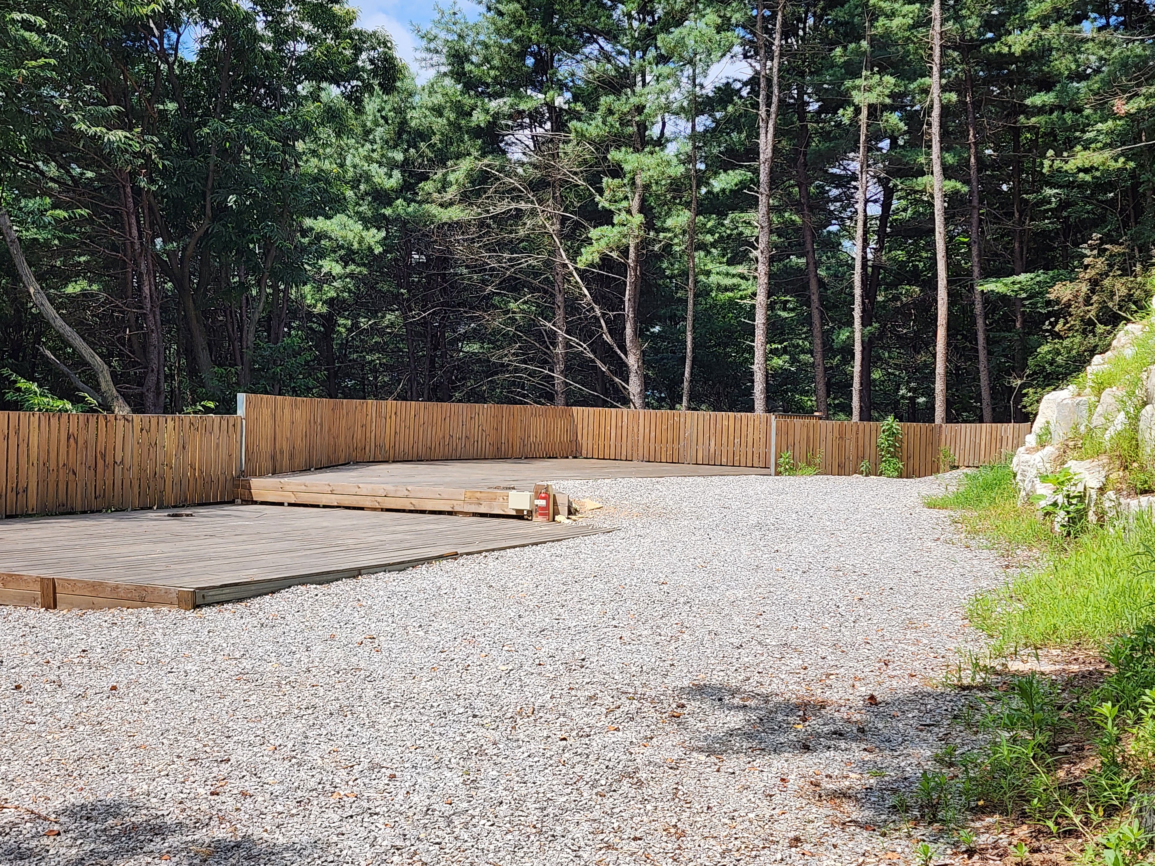 선택적고립캠핑장 이미지