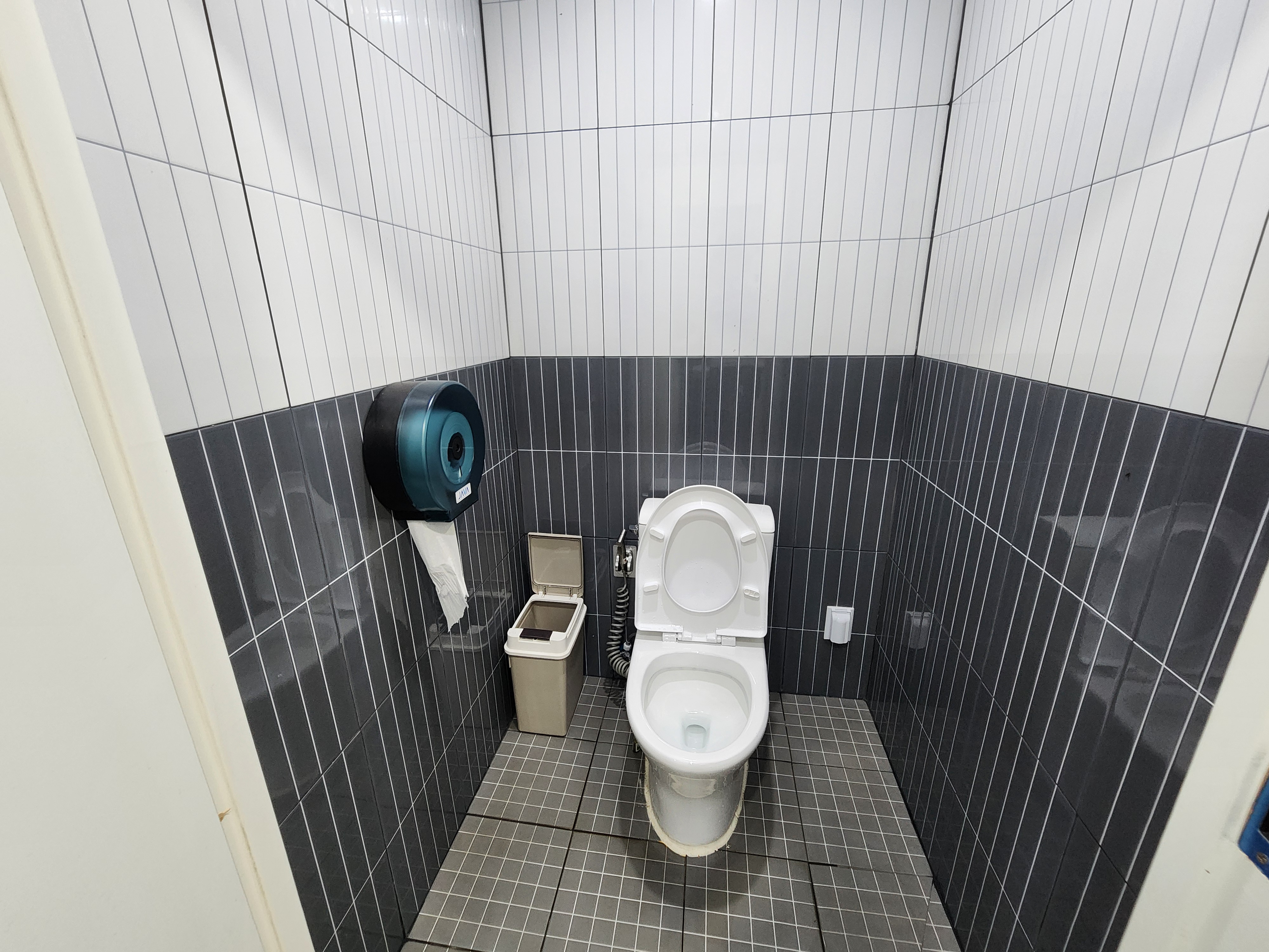 선택적고립캠핑장 이미지