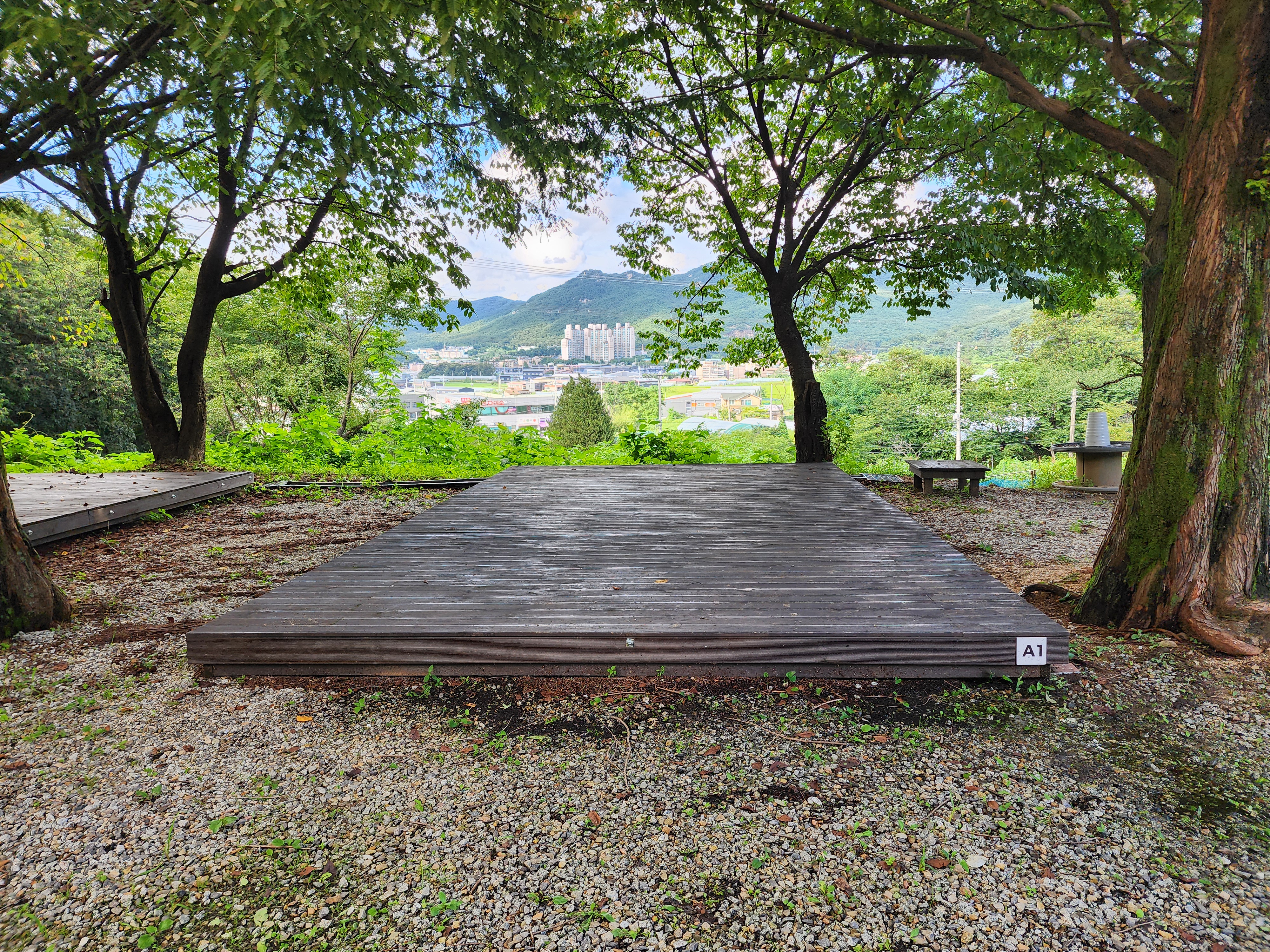 봄이오는 캠프 이미지